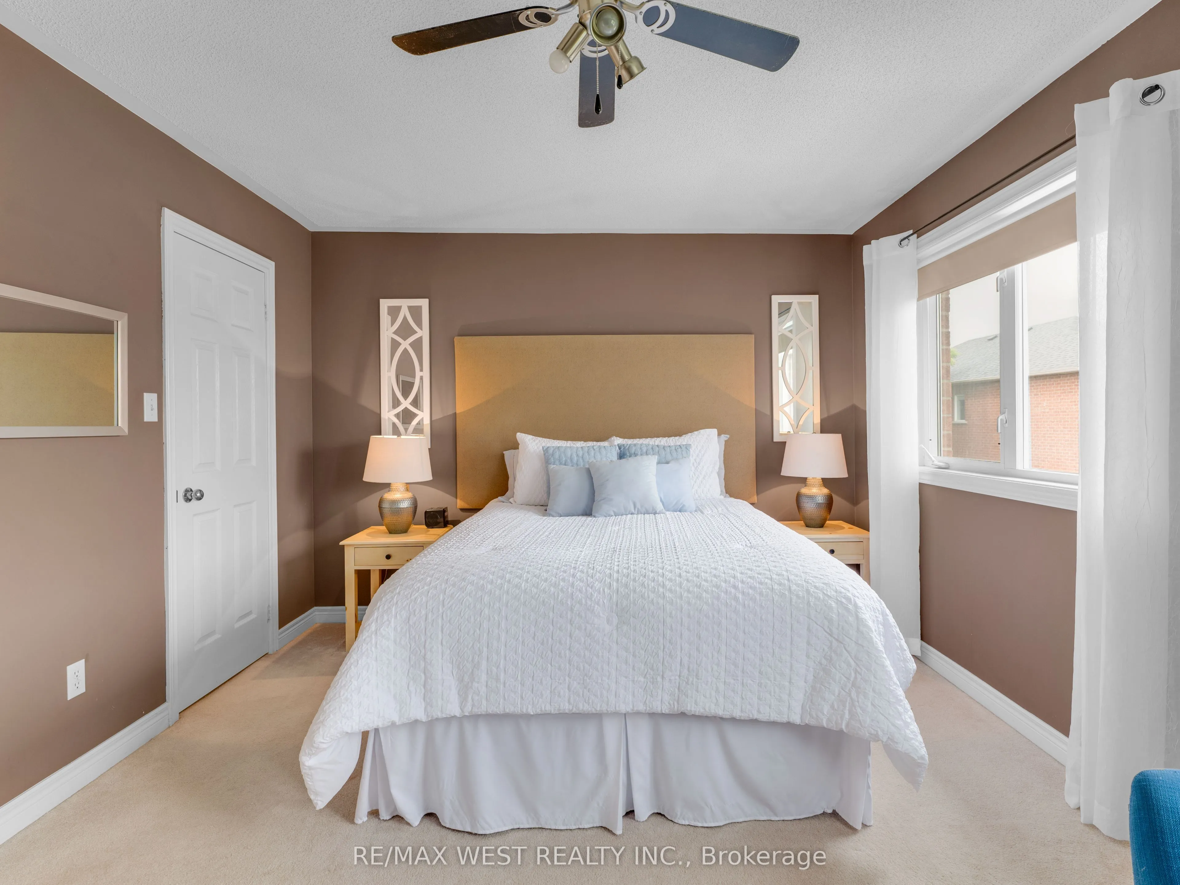 26 Shady Glen Crescent