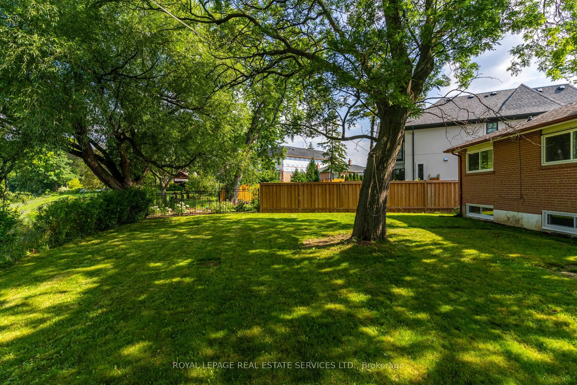 18 Puckeridge Crescent #Main