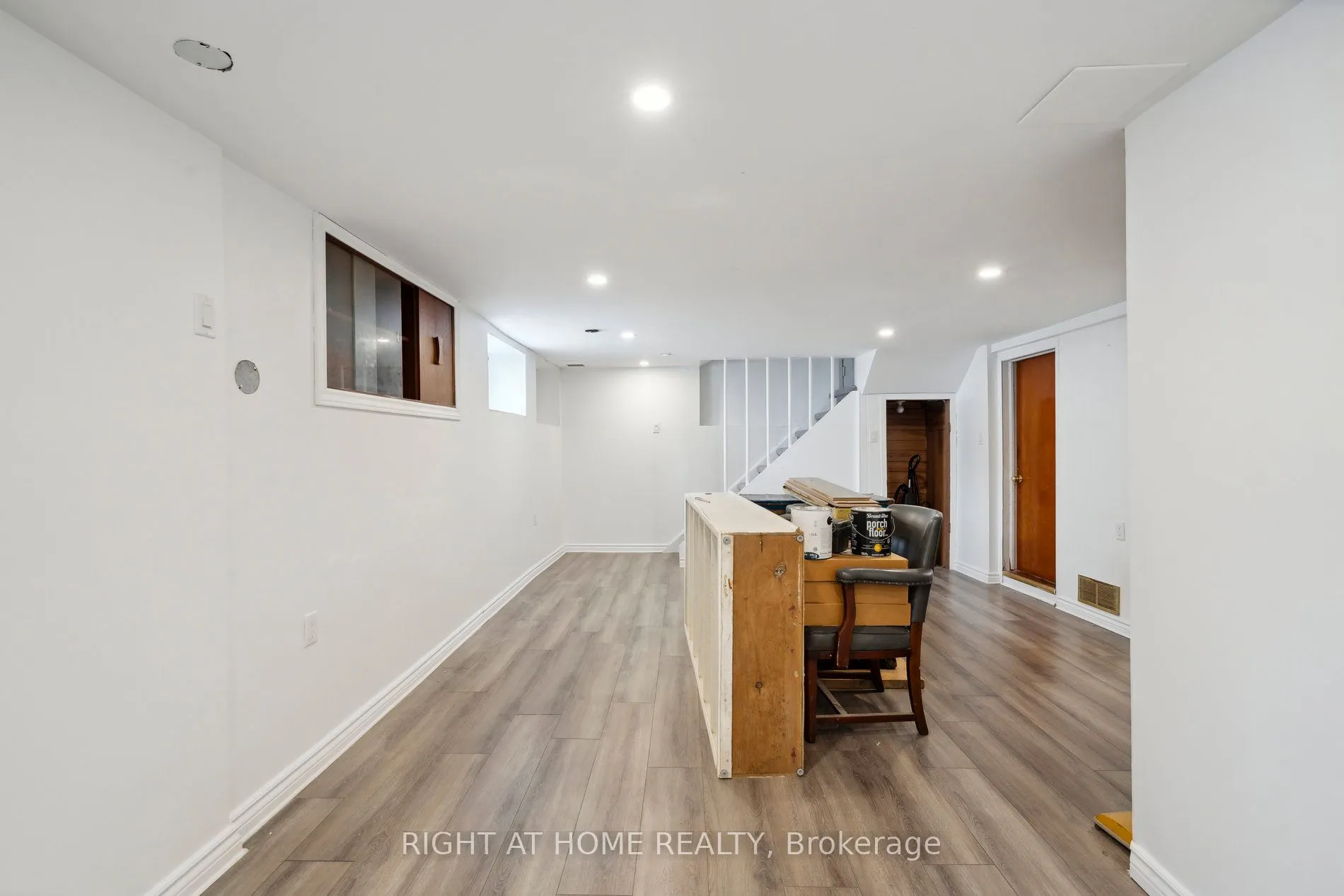 51 Frederick Street S