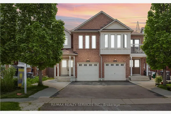 592 Orange Walk Crescent