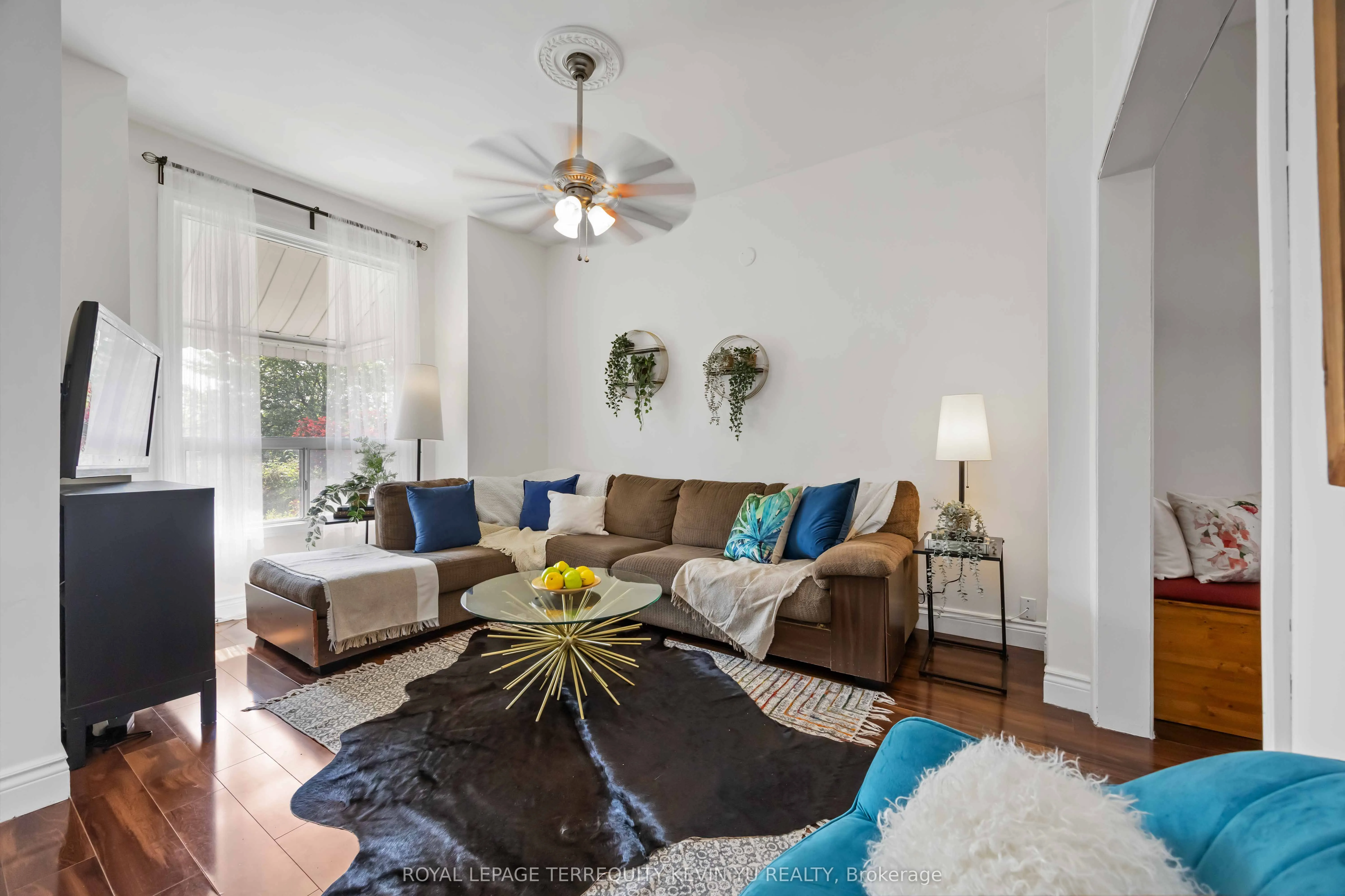 23 Edwin Avenue