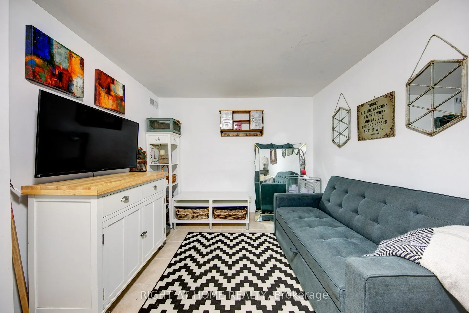 120 BRONTE Road, #10