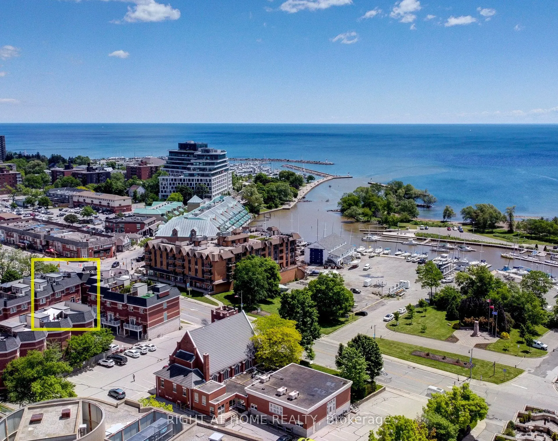 120 BRONTE Road, #10