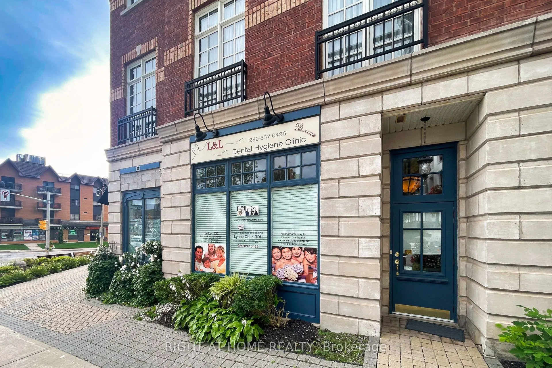 120 BRONTE Road, #10