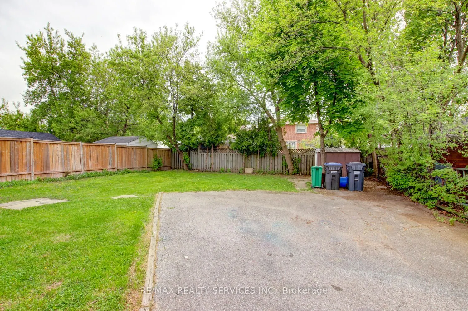 29 Woodward Avenue