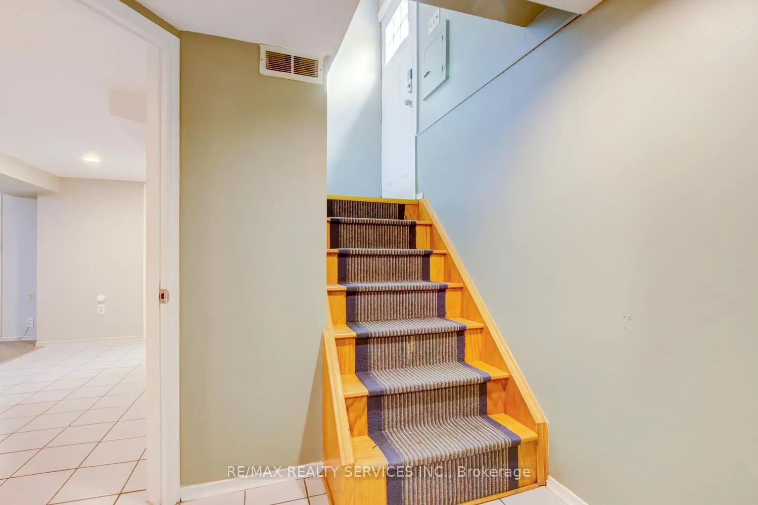 29 Woodward Avenue