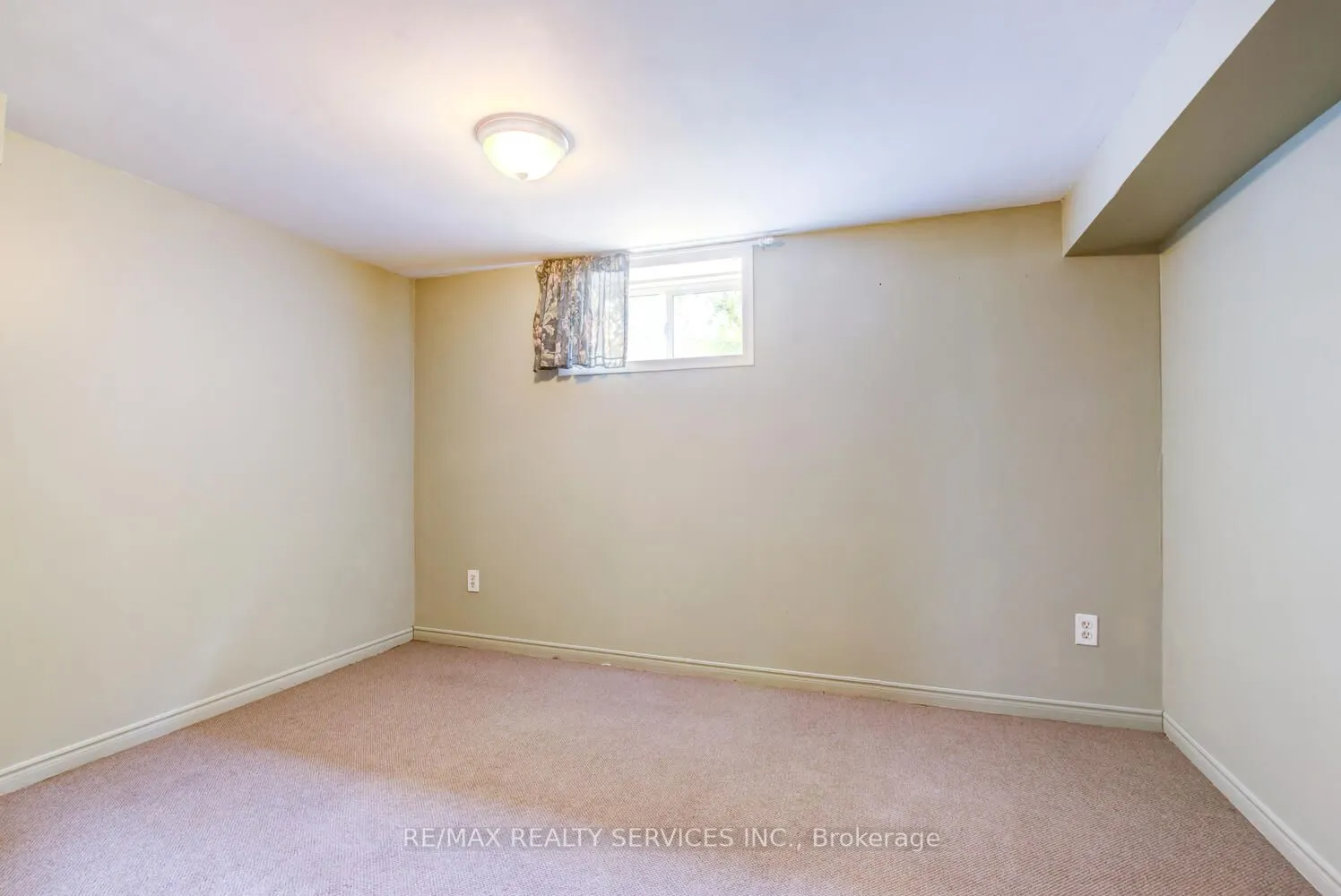 29 Woodward Avenue