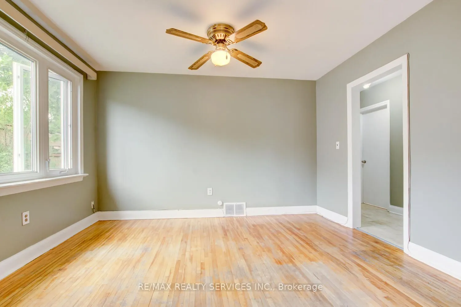 29 Woodward Avenue