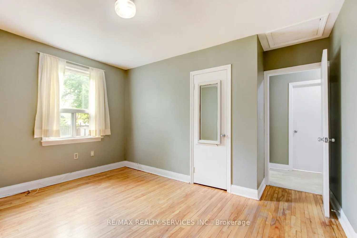 29 Woodward Avenue