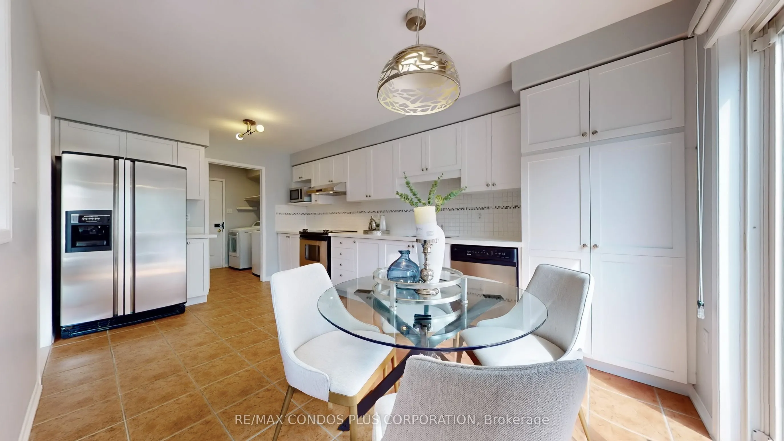 1290 Heritage Way, #42