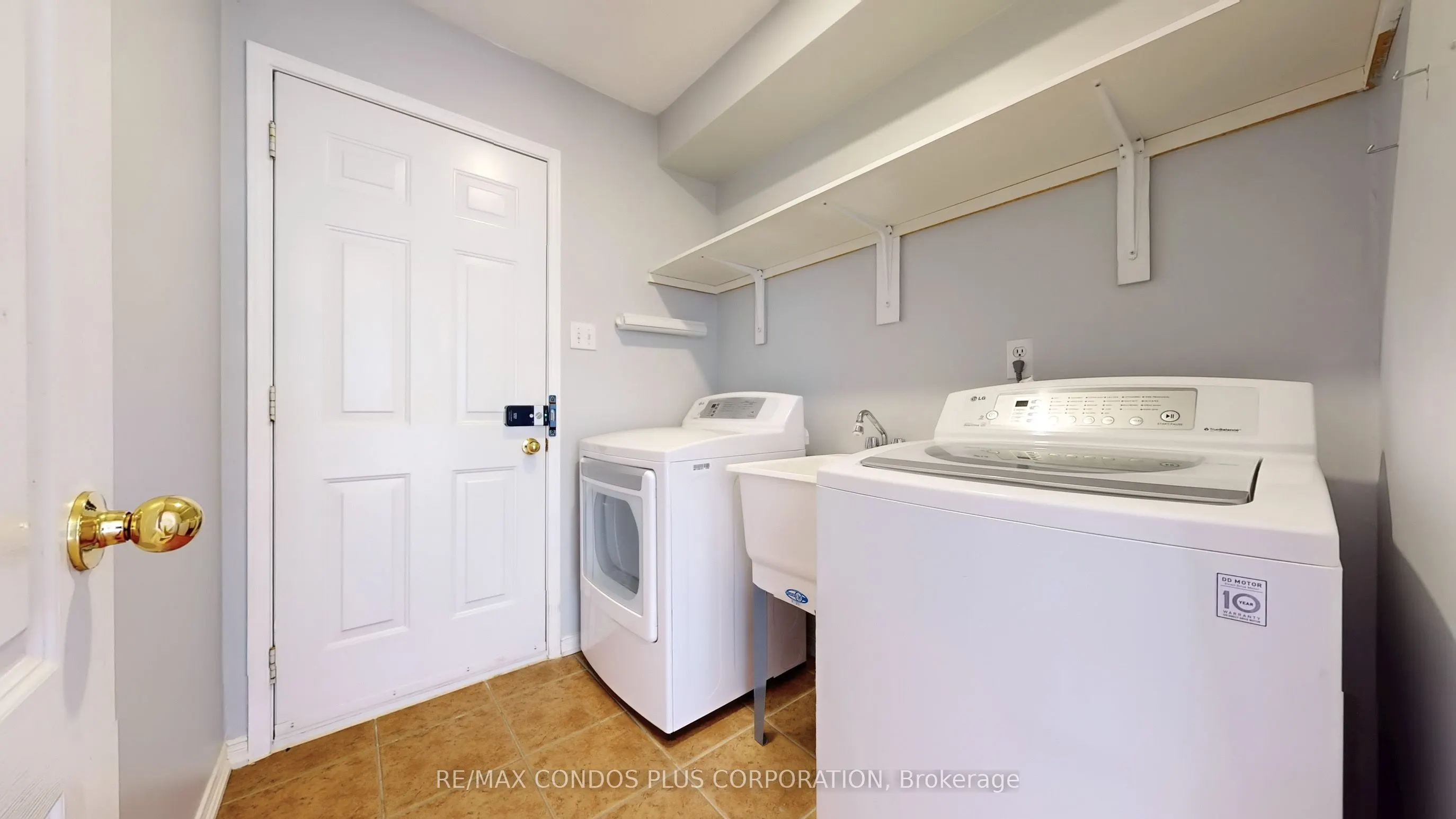 1290 Heritage Way, #42