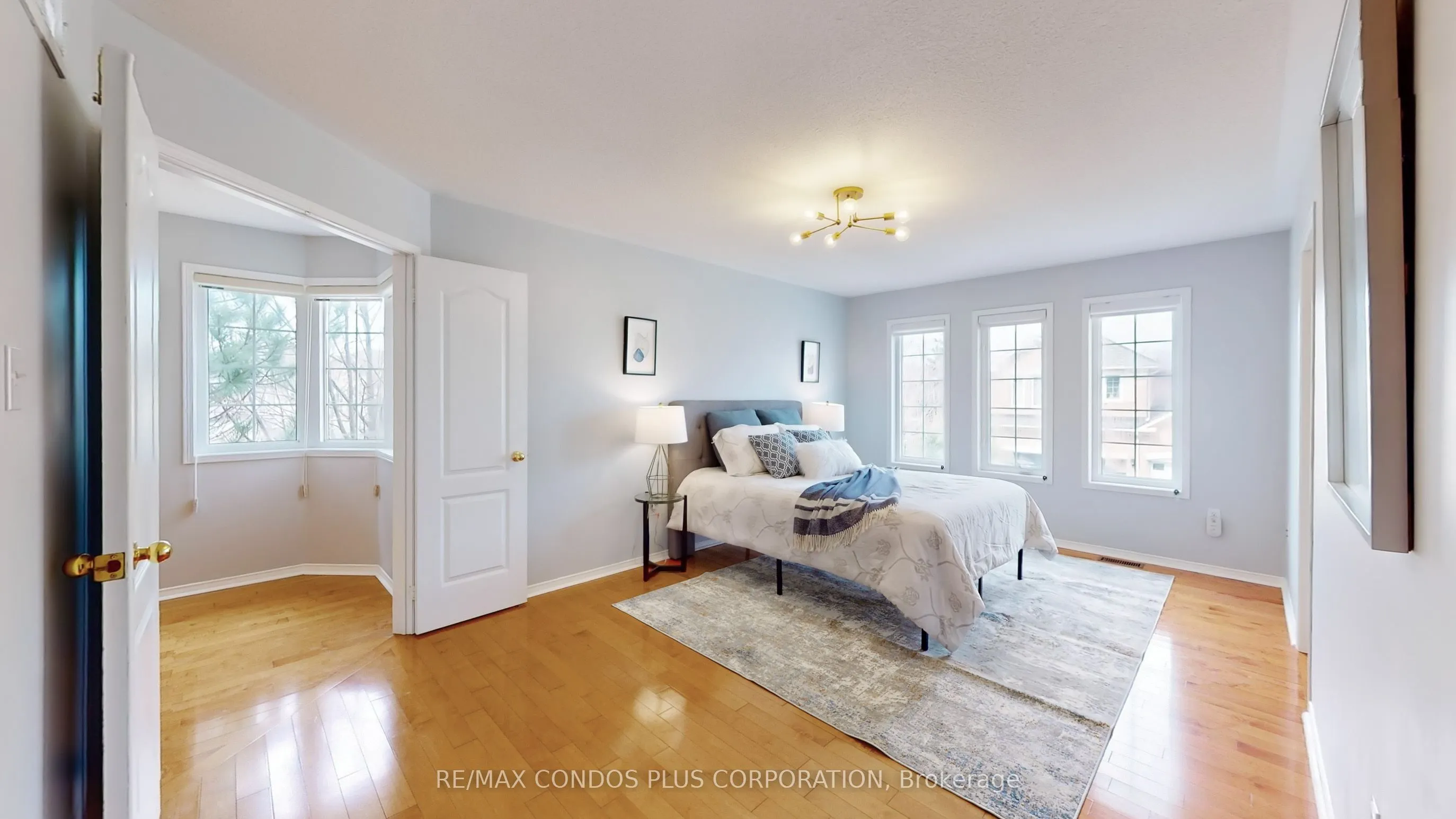 1290 Heritage Way, #42