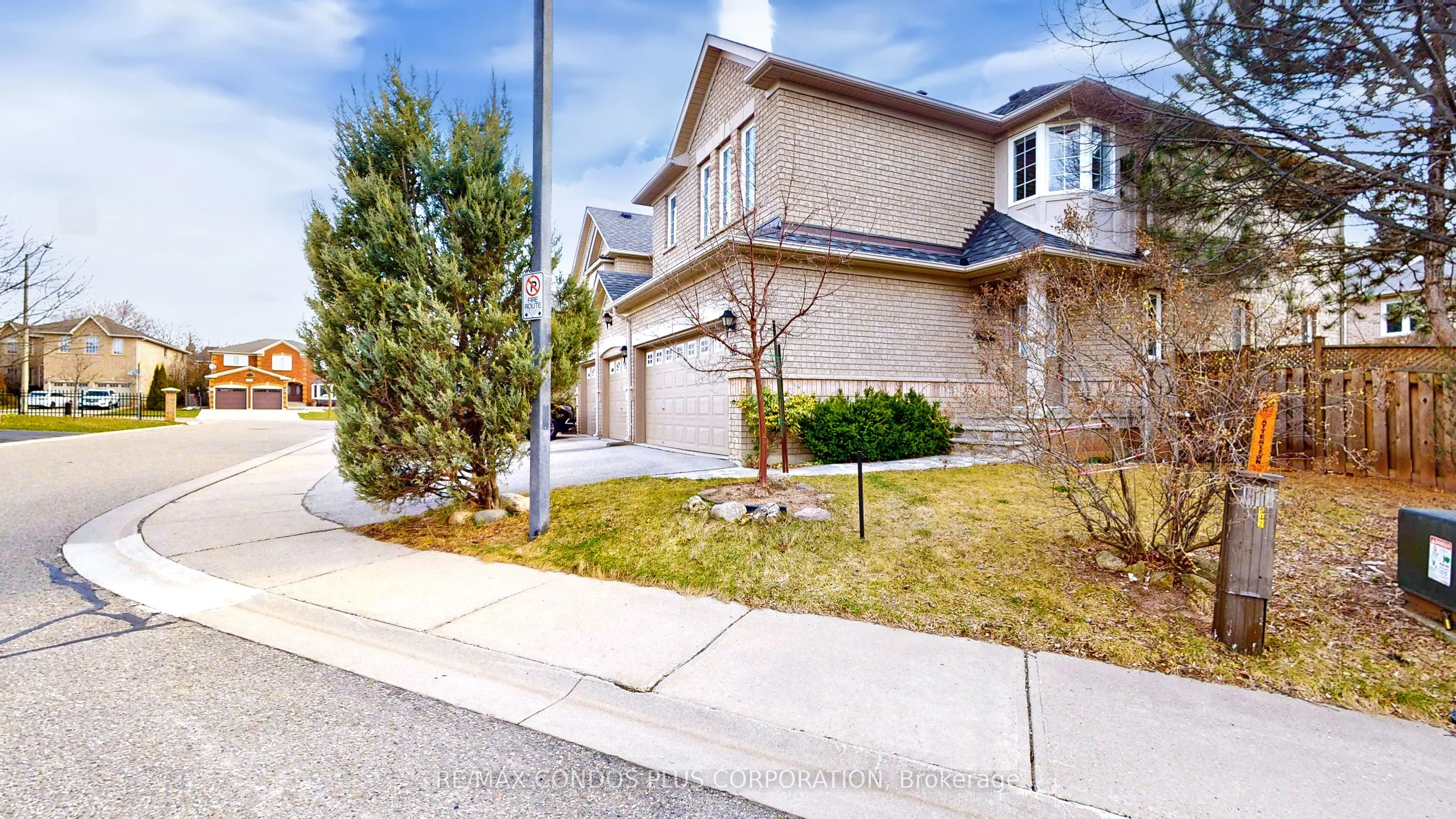 1290 Heritage Way, #42