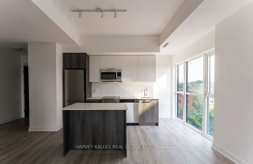 25 Neighbourhood Lane, #714
