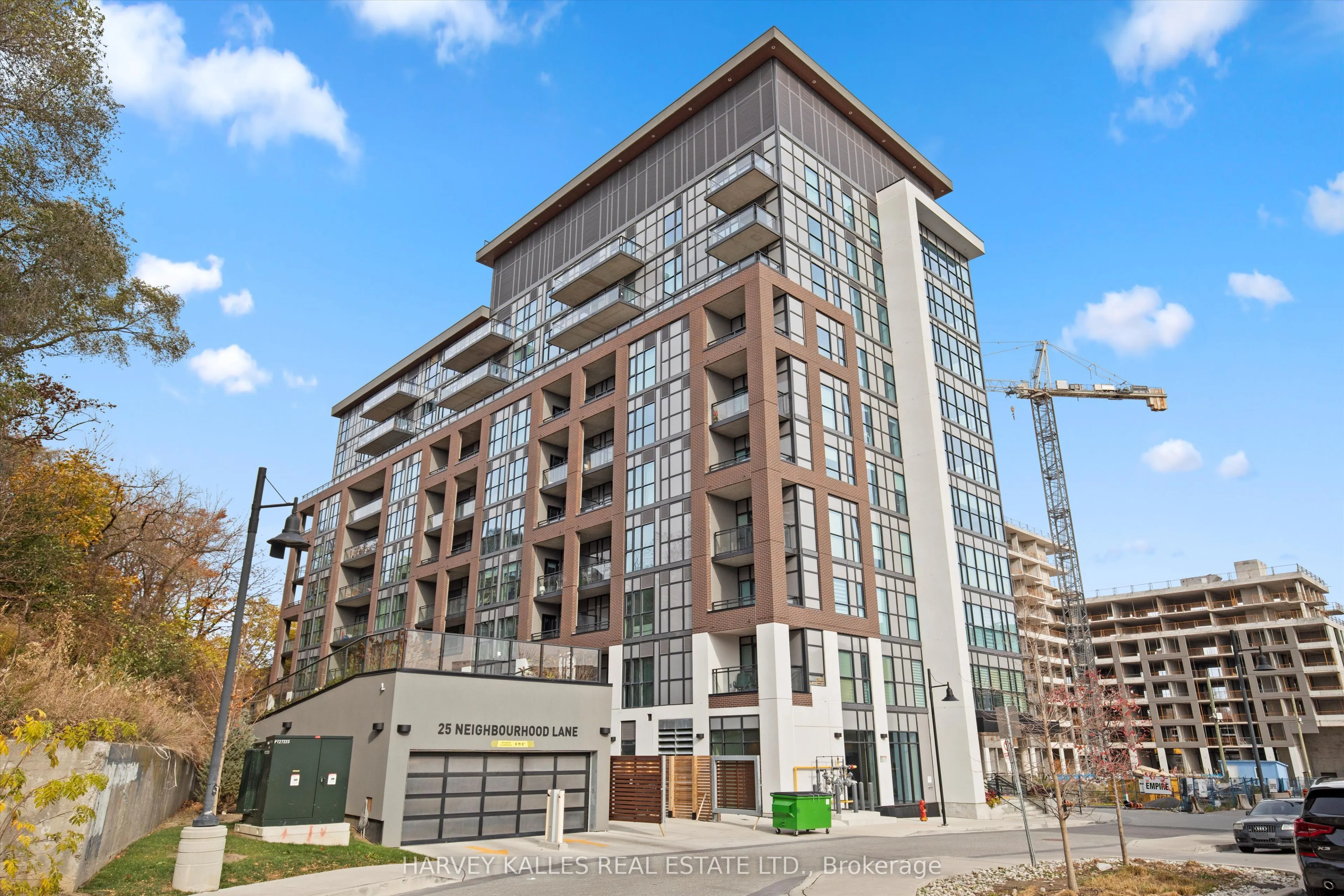 25 Neighbourhood Lane, #714