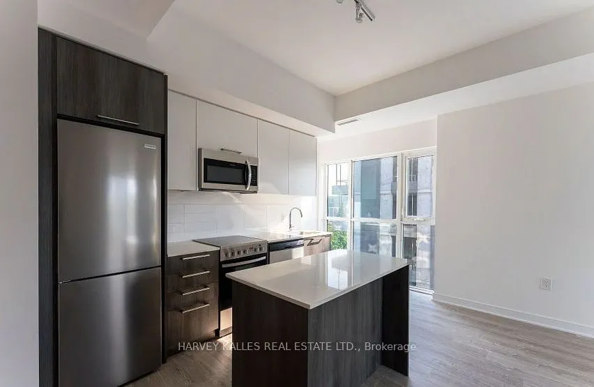 25 Neighbourhood Lane, #714