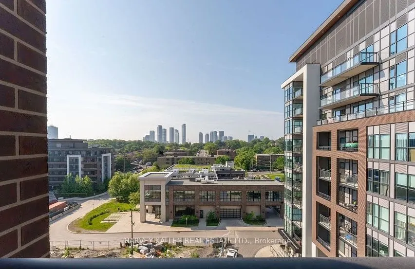 25 Neighbourhood Lane, #714