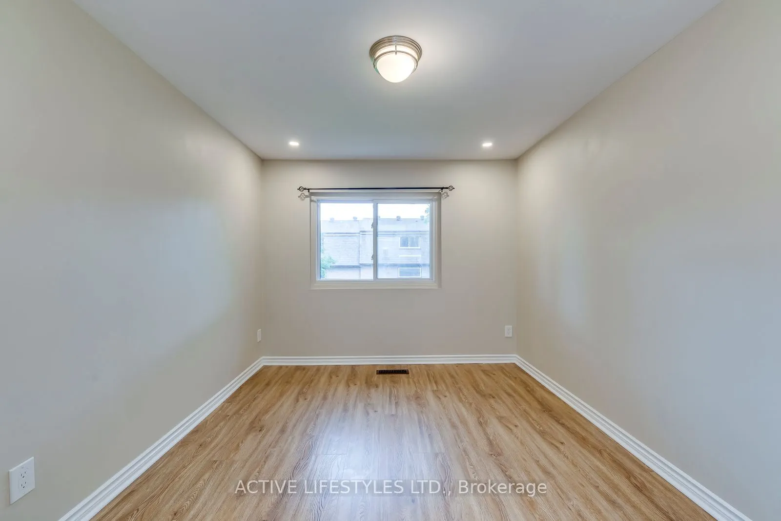 2301 Derry Road W, #29