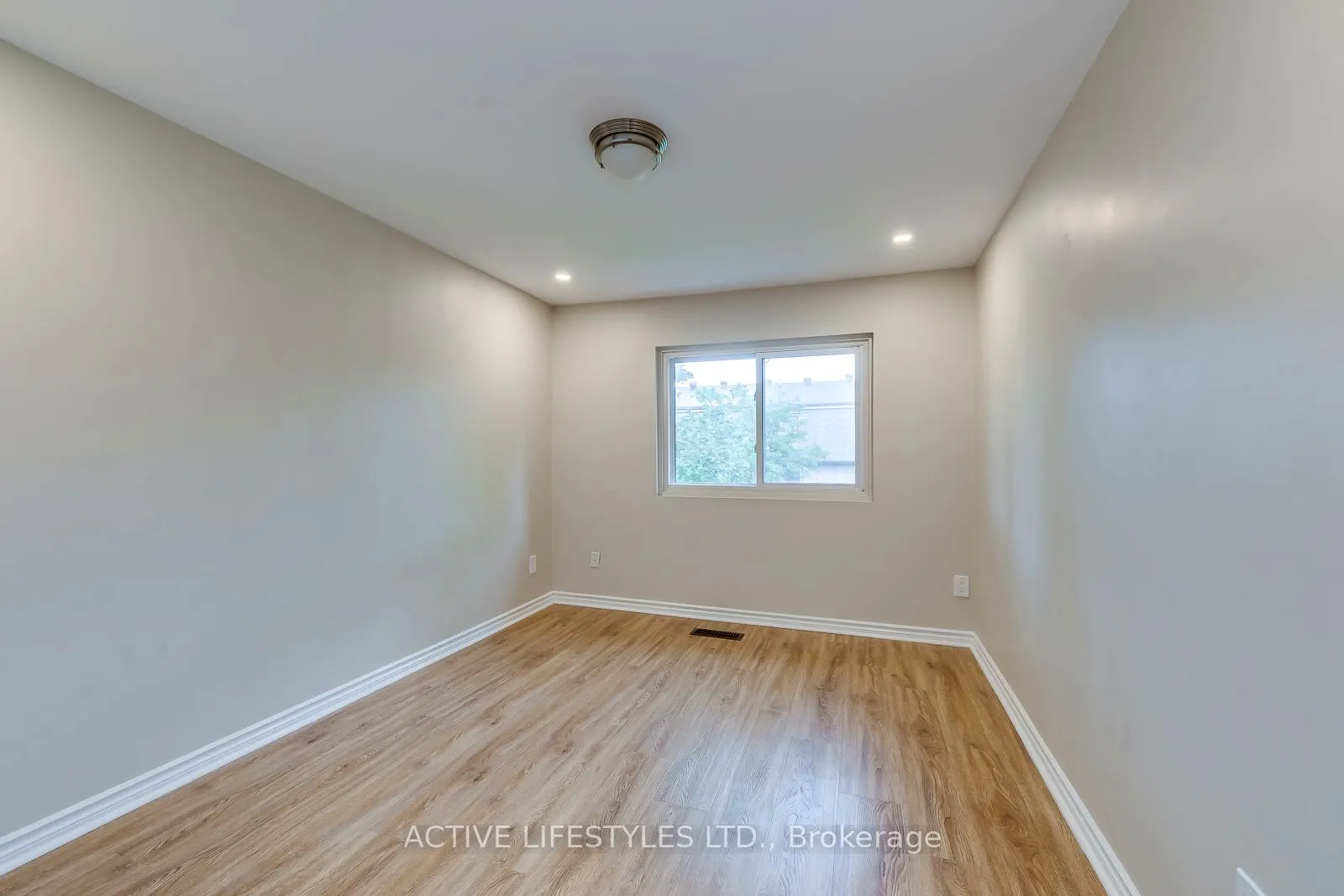 2301 Derry Road W, #29
