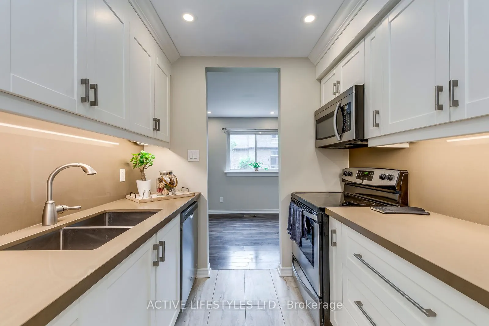 2301 Derry Road W, #29