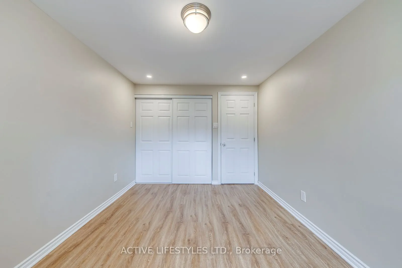 2301 Derry Road W, #29