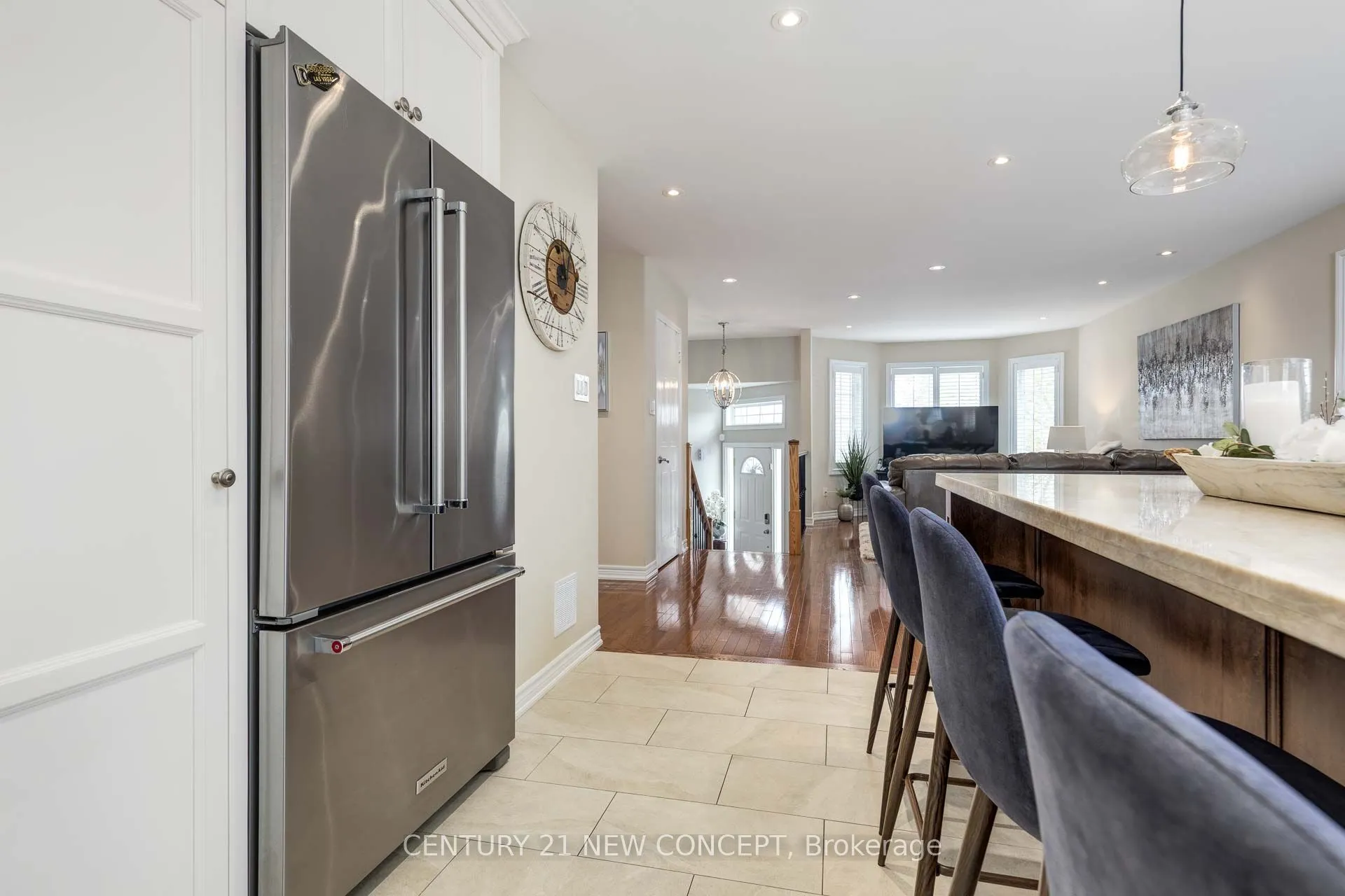32 Strawberry Hill Crt
