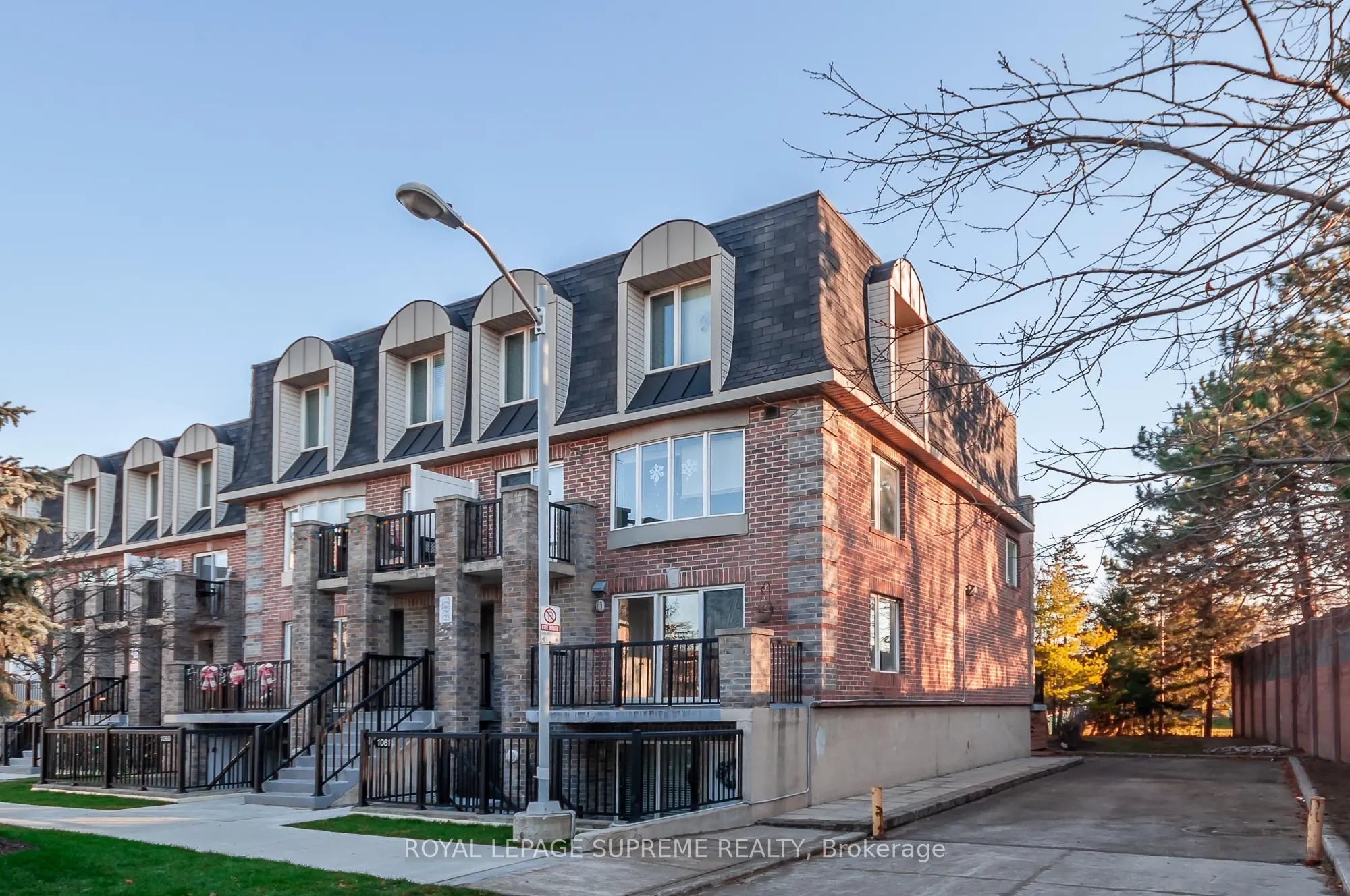95 George Appleton Way, #2183