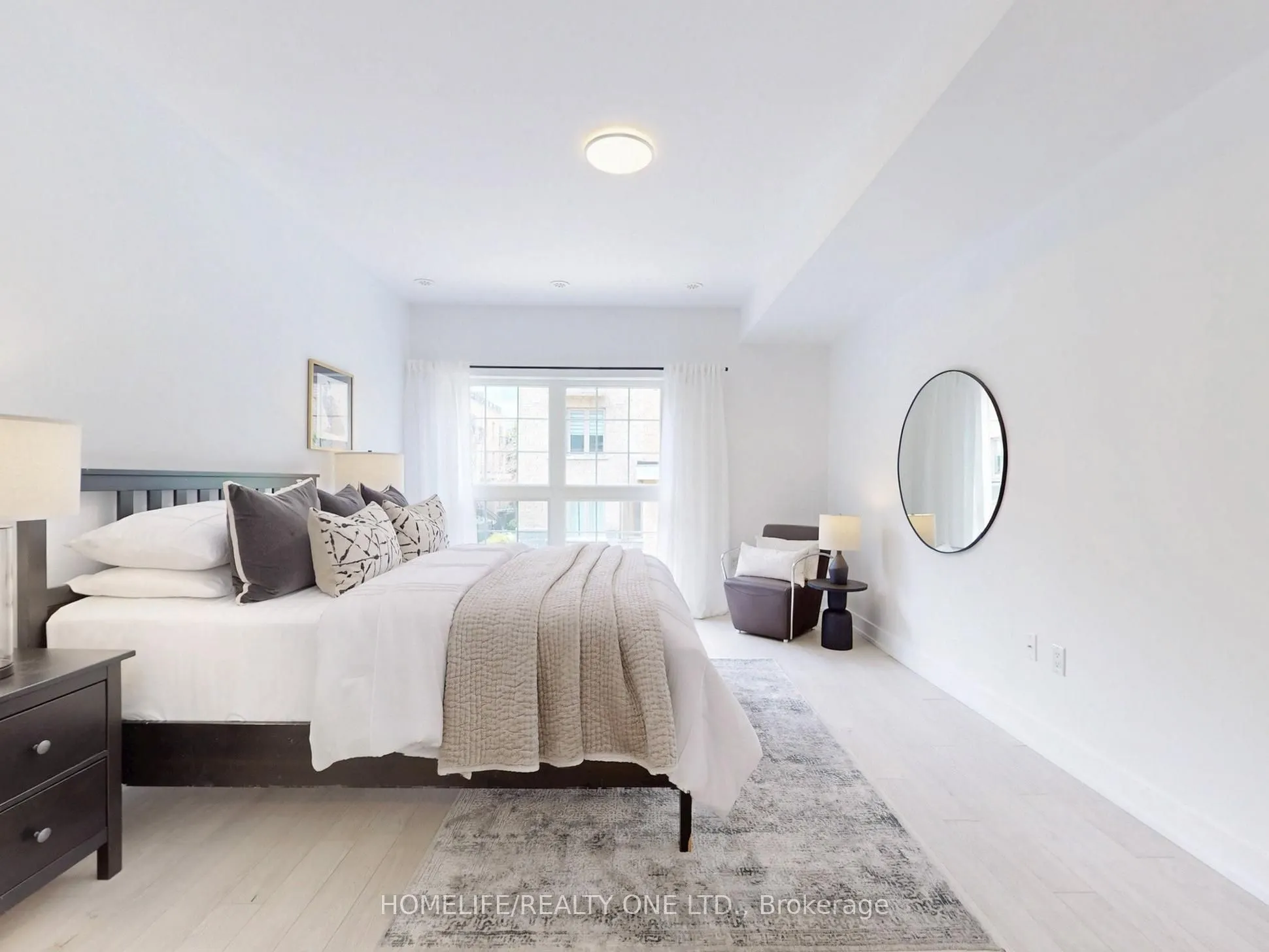 220 Brandon Avenue, #TH 52