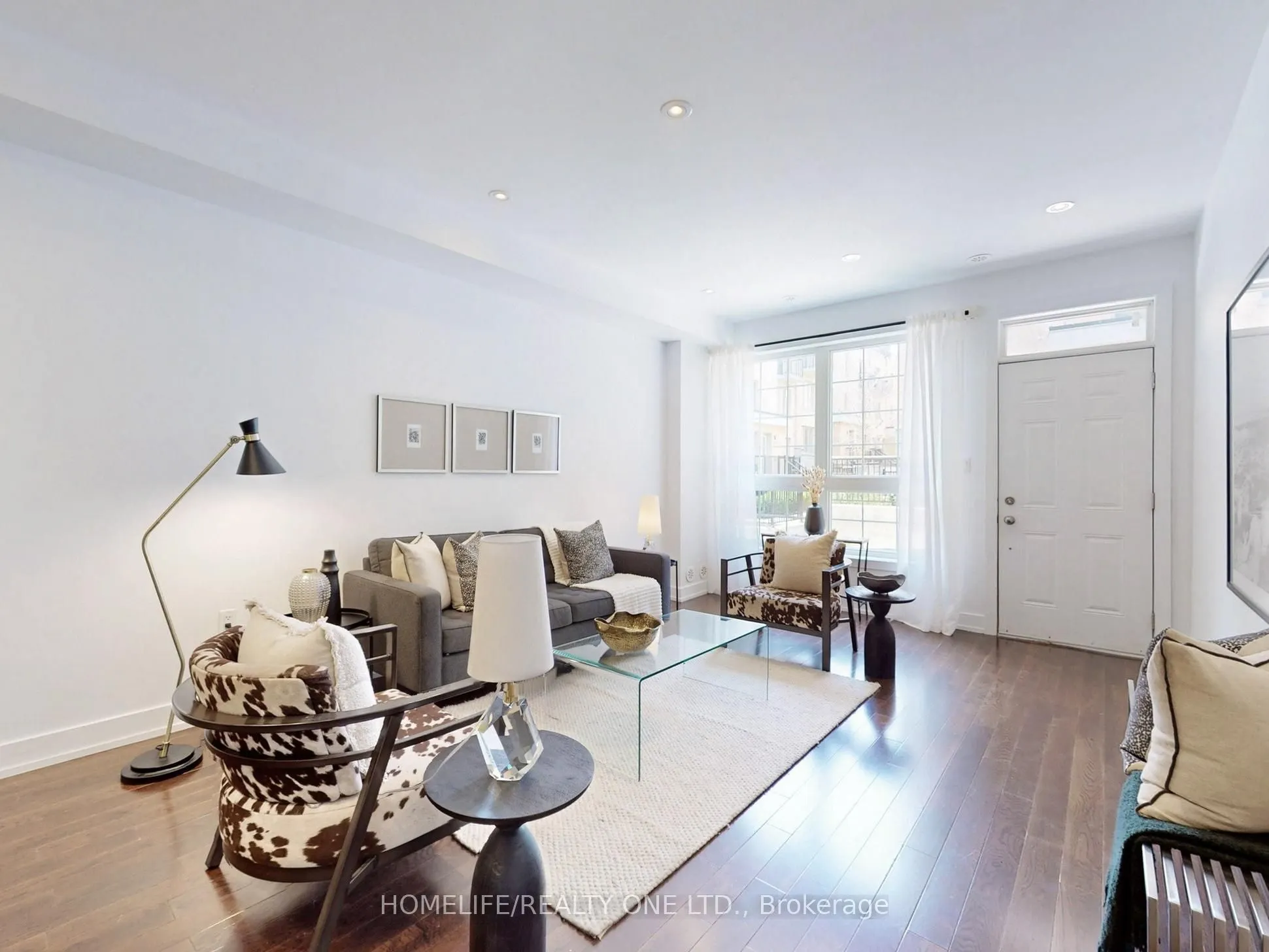 220 Brandon Avenue, #TH 52