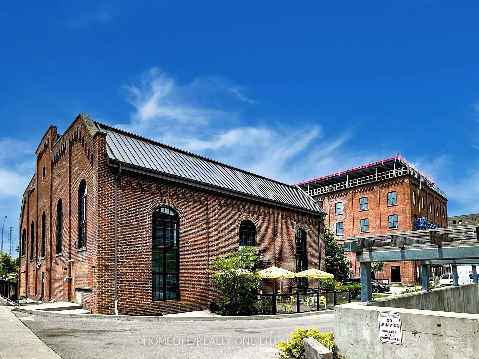 220 Brandon Avenue, #TH 52