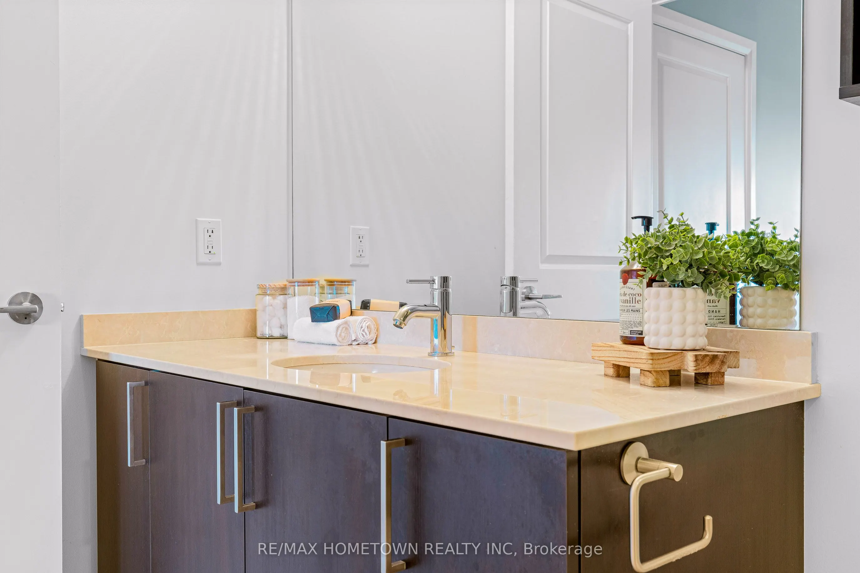 35 Fontenay Court, #508