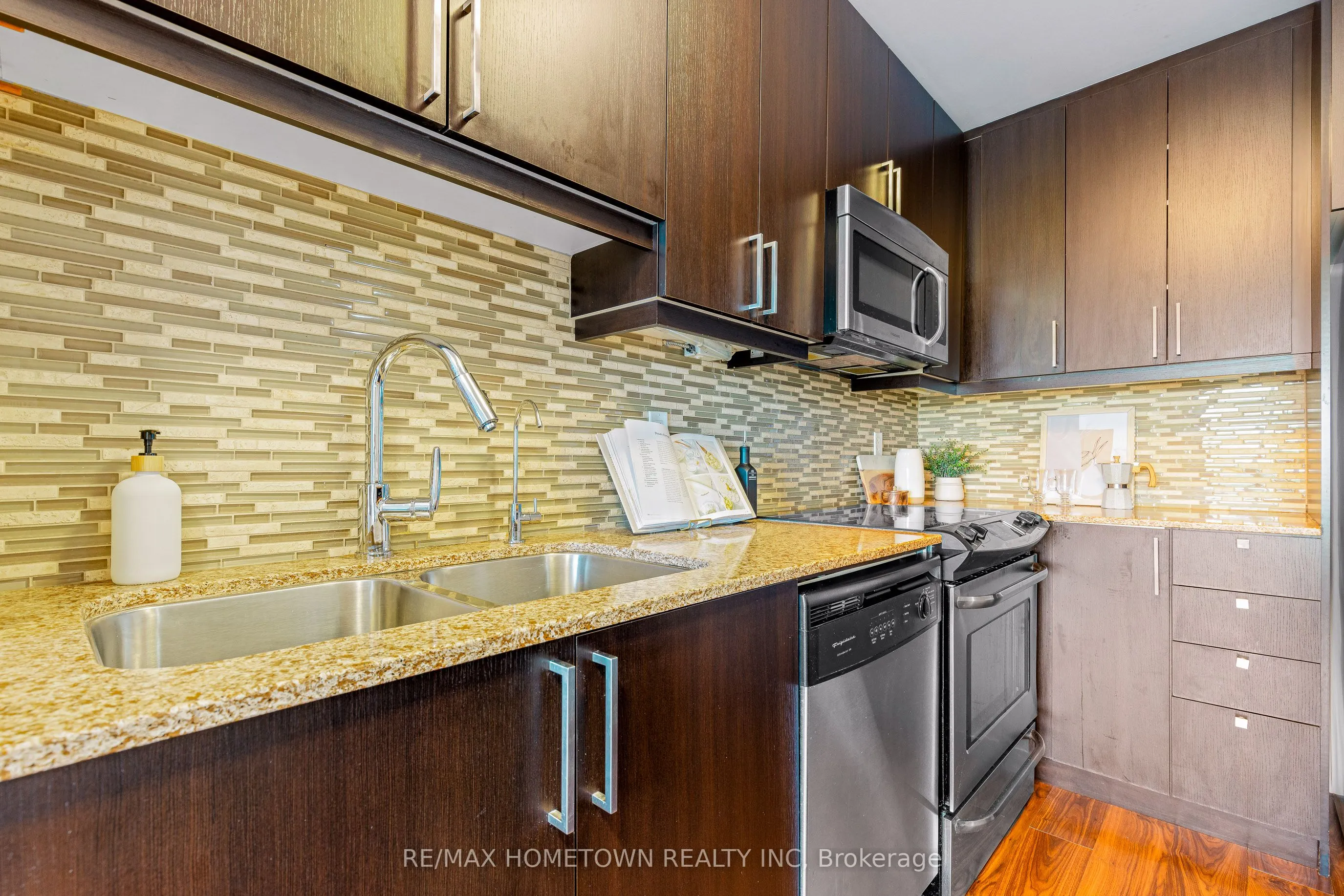 35 Fontenay Court, #508