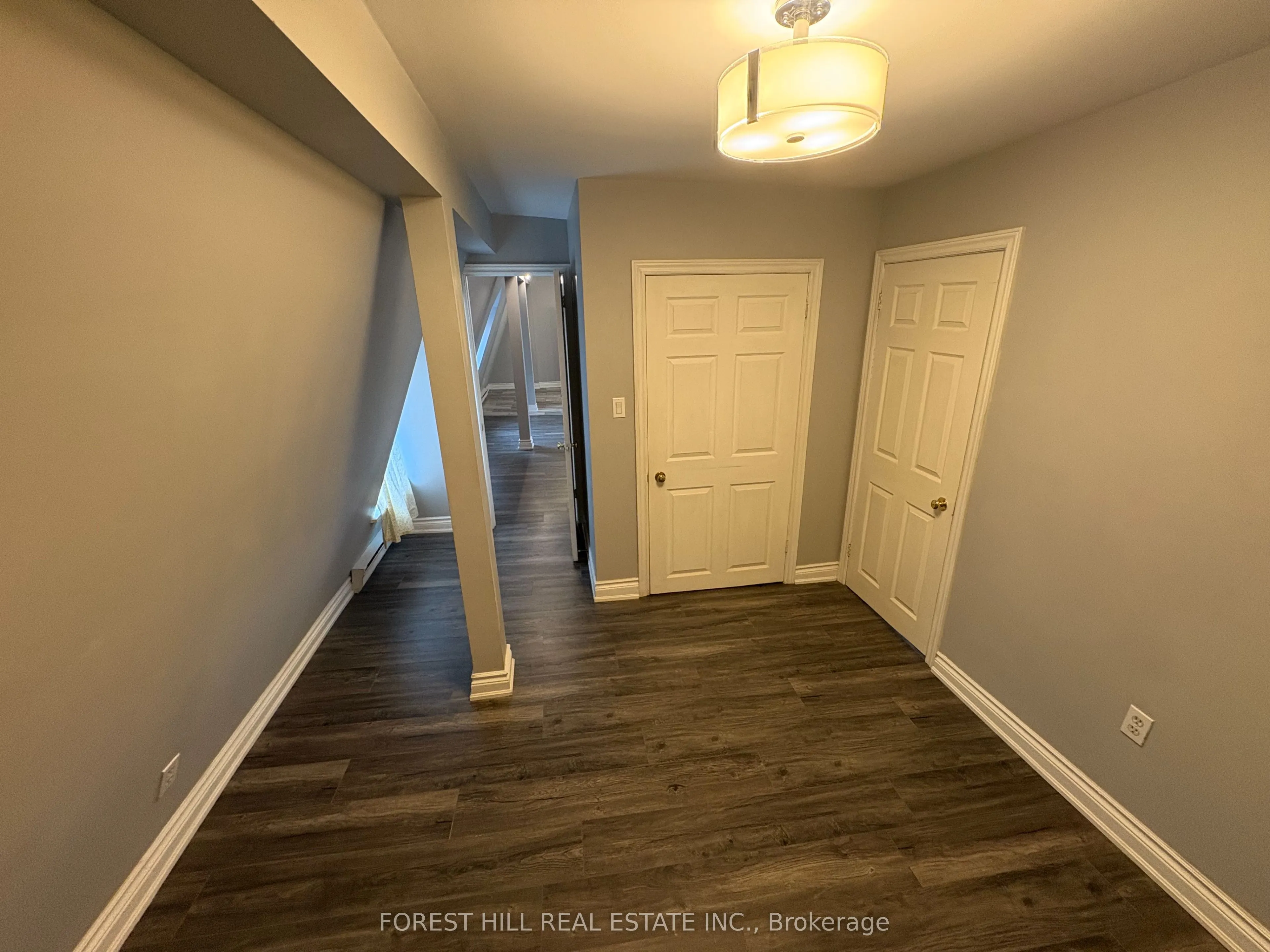 235 Queen Street S, #4