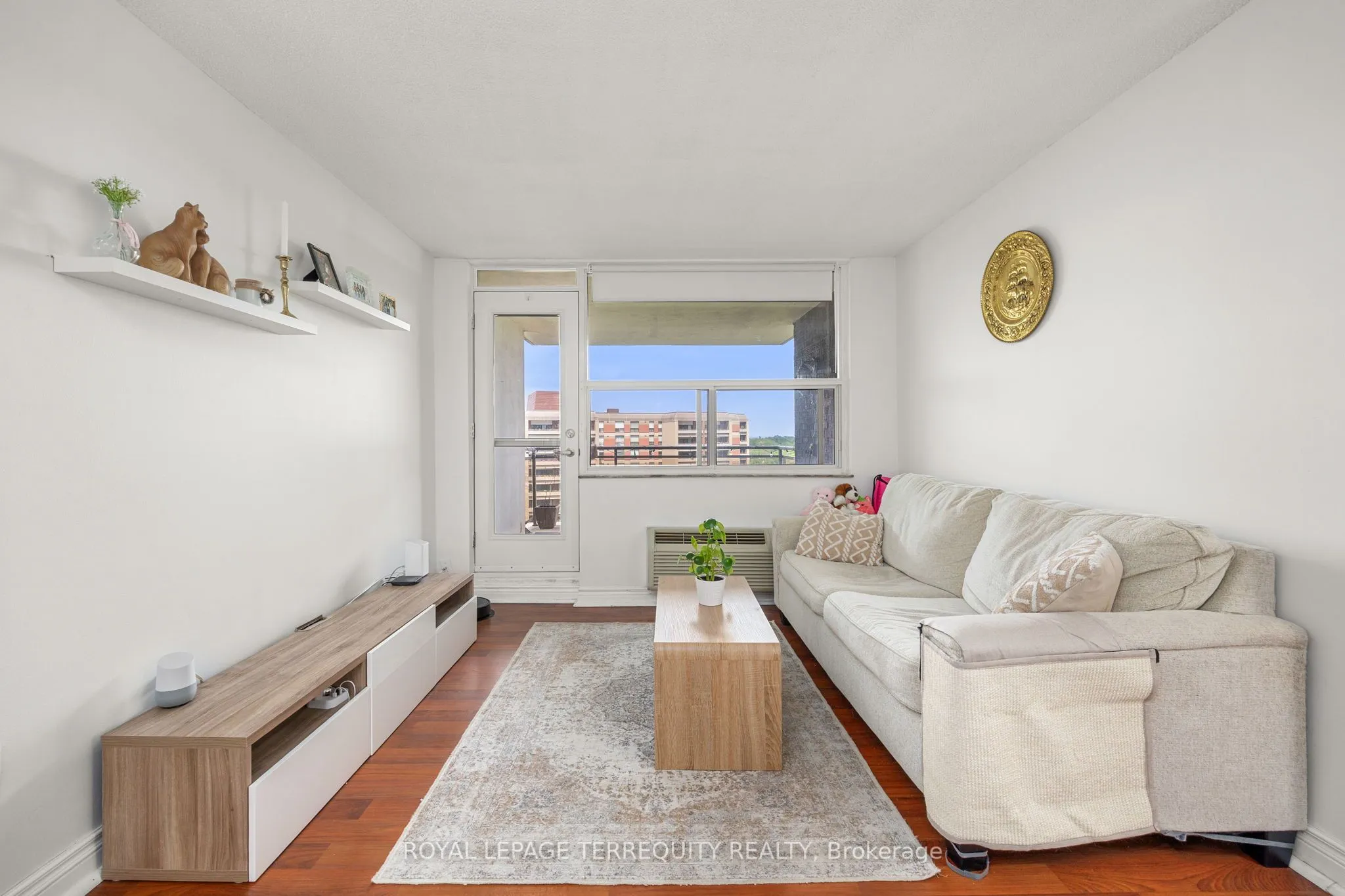 966 Inverhouse Drive, #1006