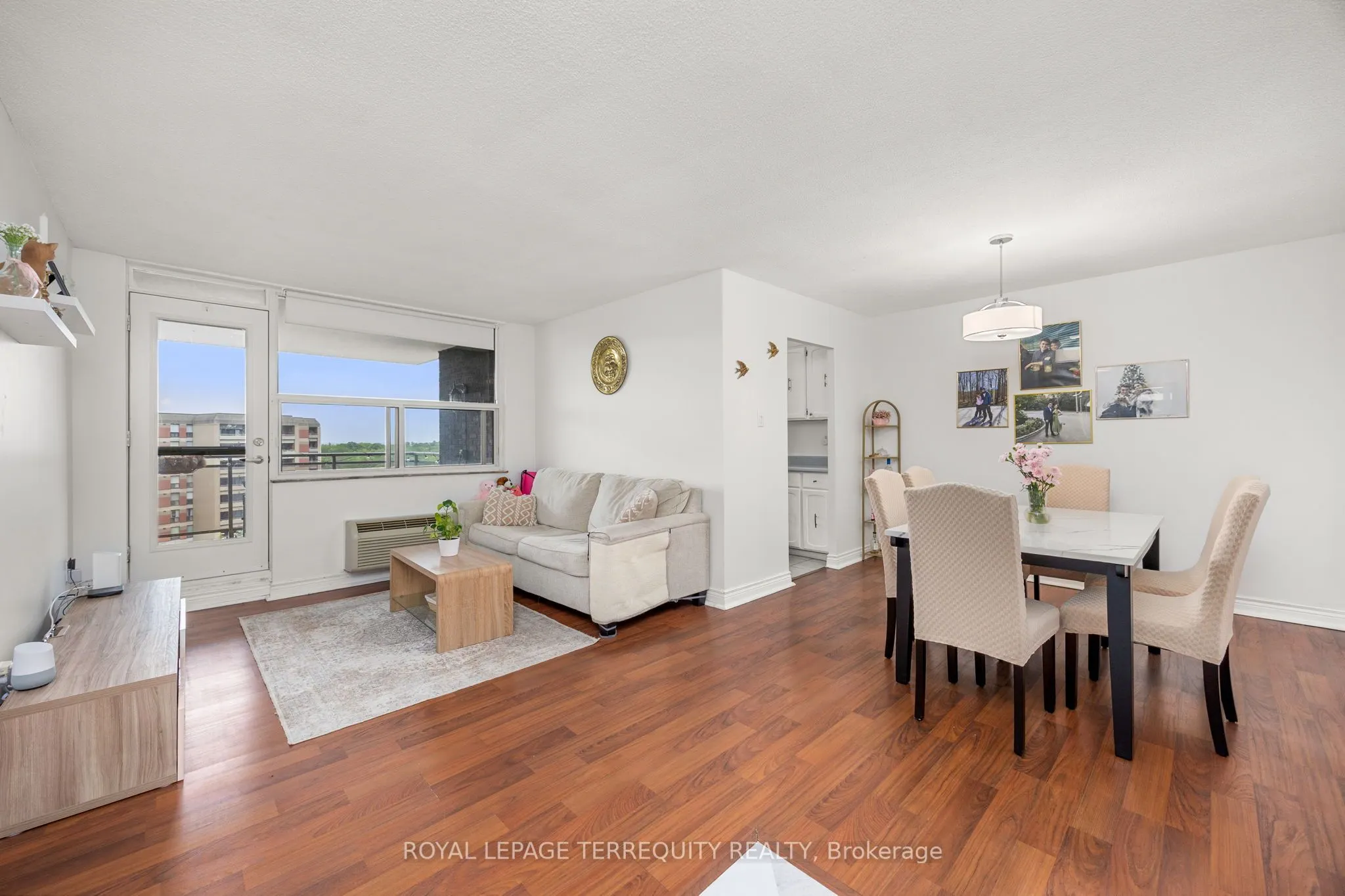 966 Inverhouse Drive, #1006