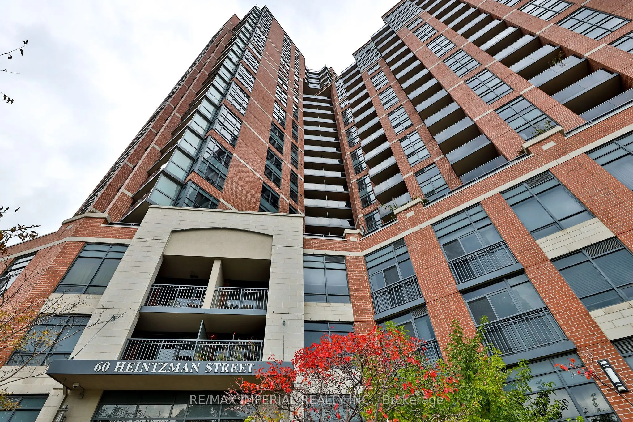 60 Heintzman Street, #2403