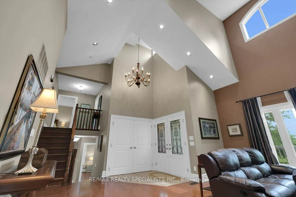 16 McCartney Drive