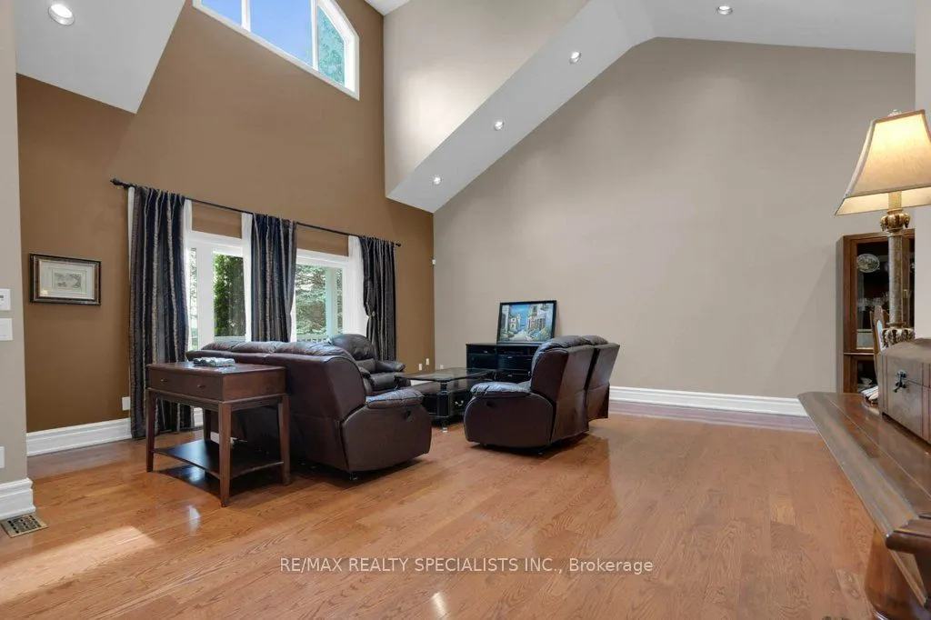 16 McCartney Drive