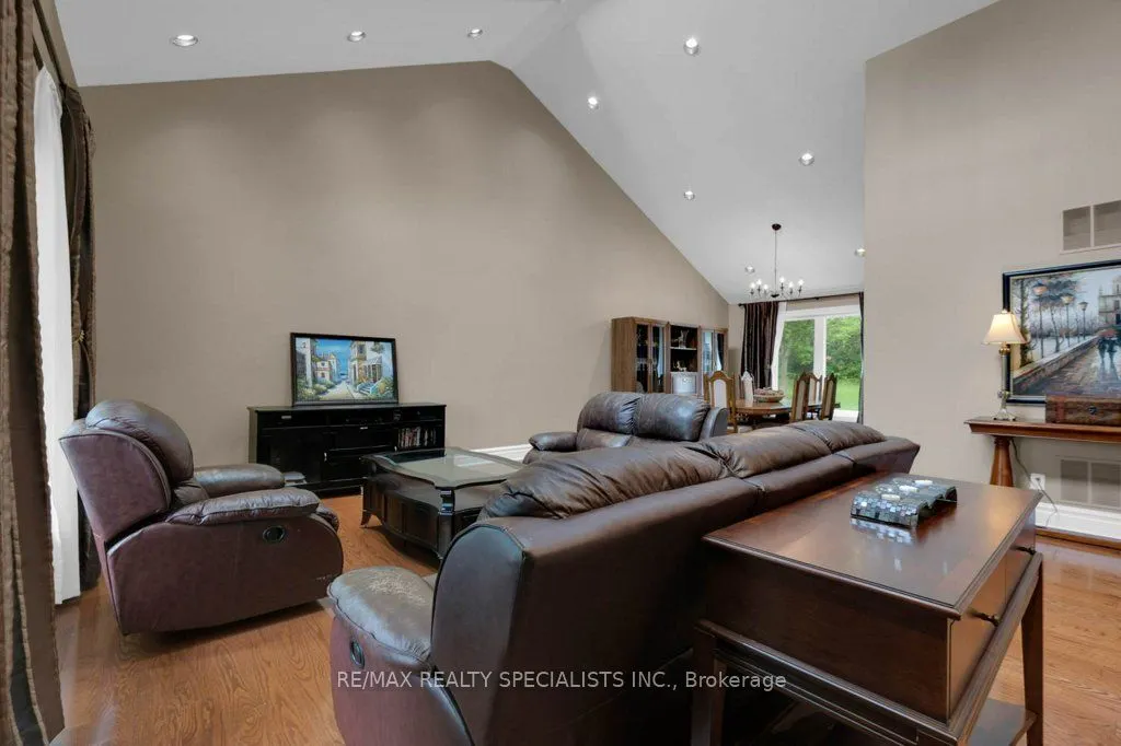 16 McCartney Drive