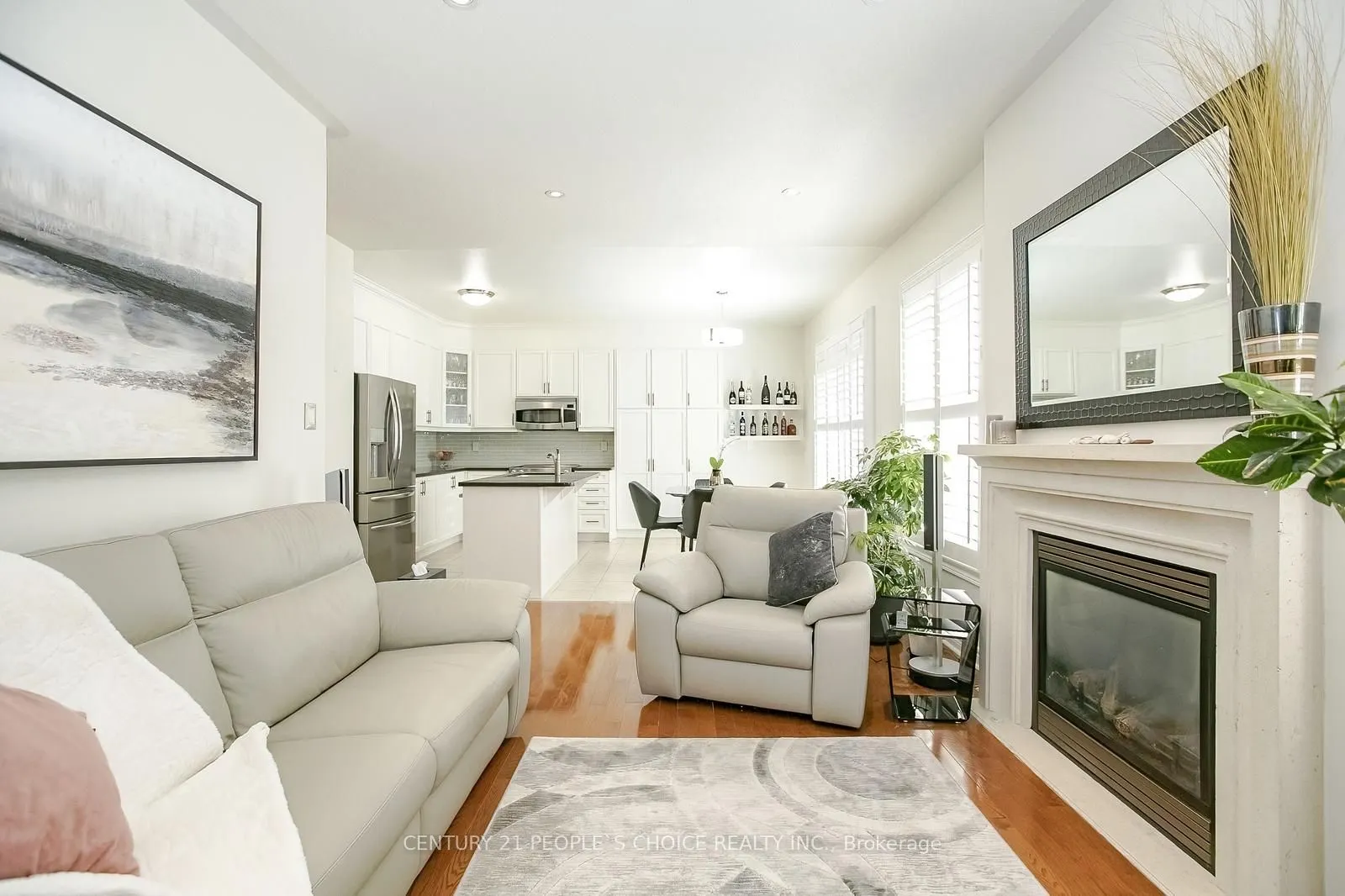 15 Fallharvest Avenue