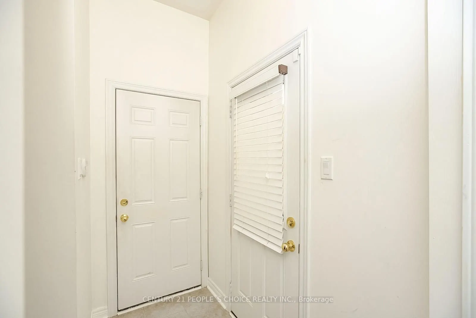 15 Fallharvest Avenue