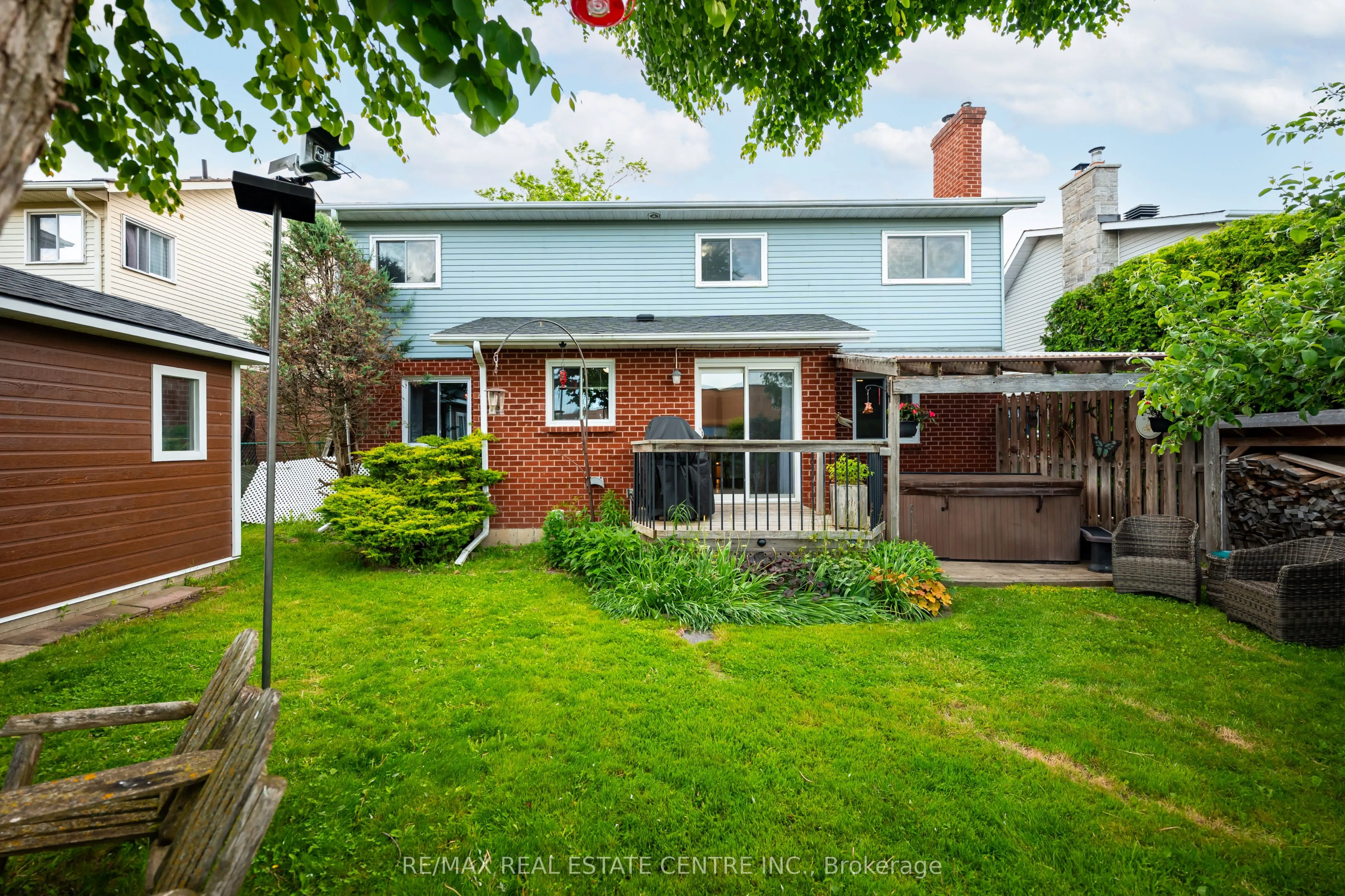 8 Passmore Avenue