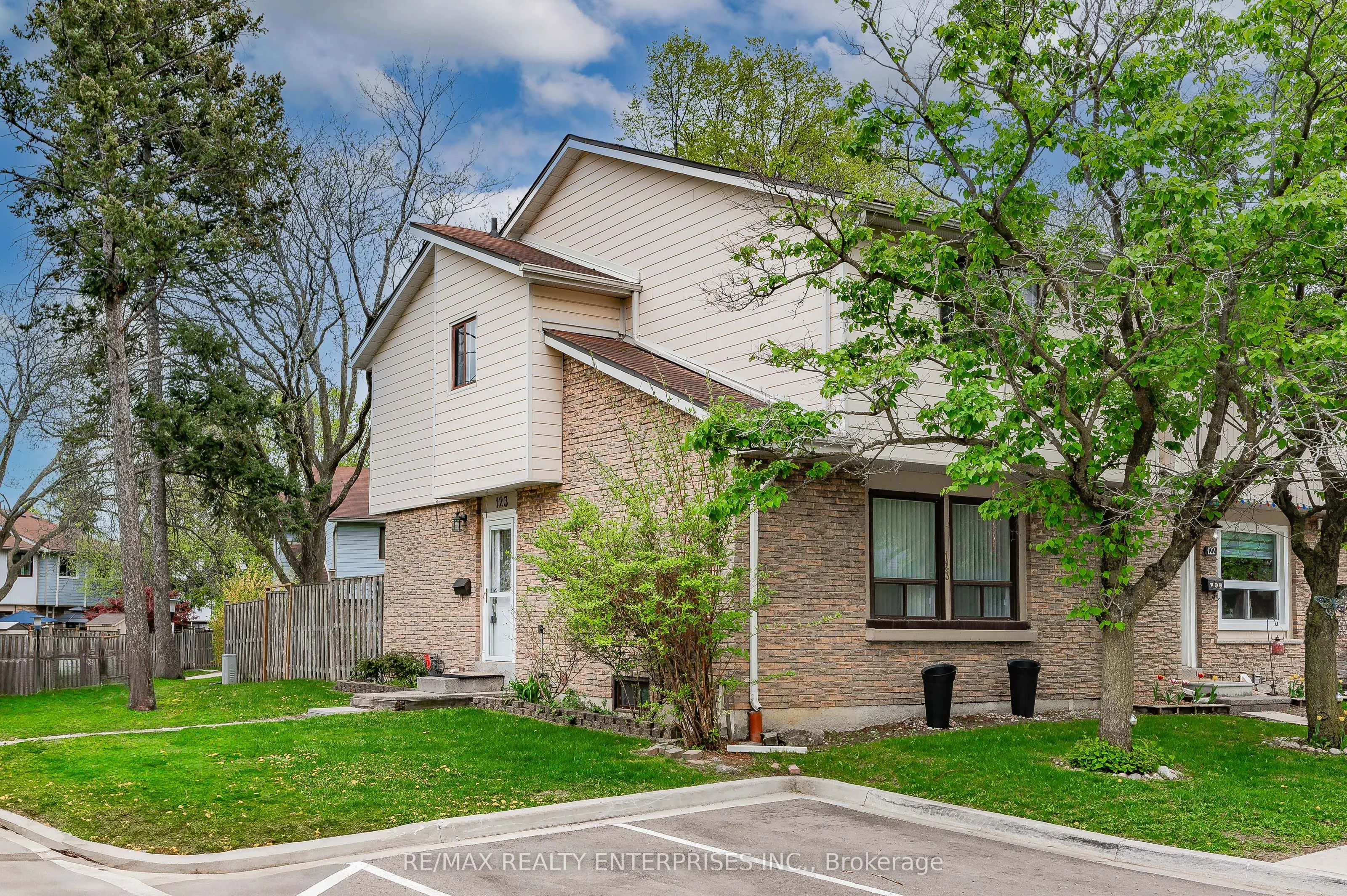 6540 Falconer Drive, #123
