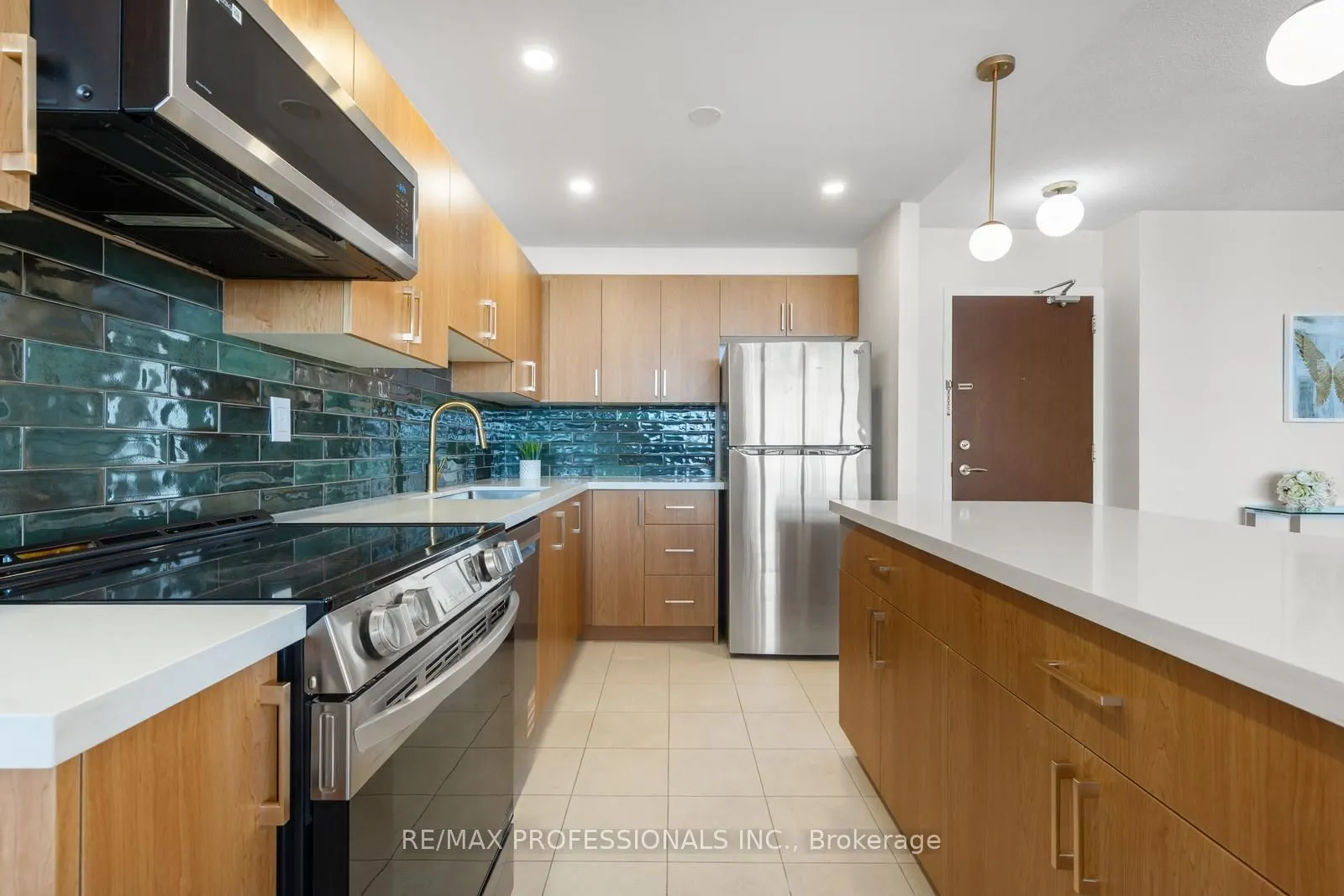 360 Ridelle Avenue, #2107