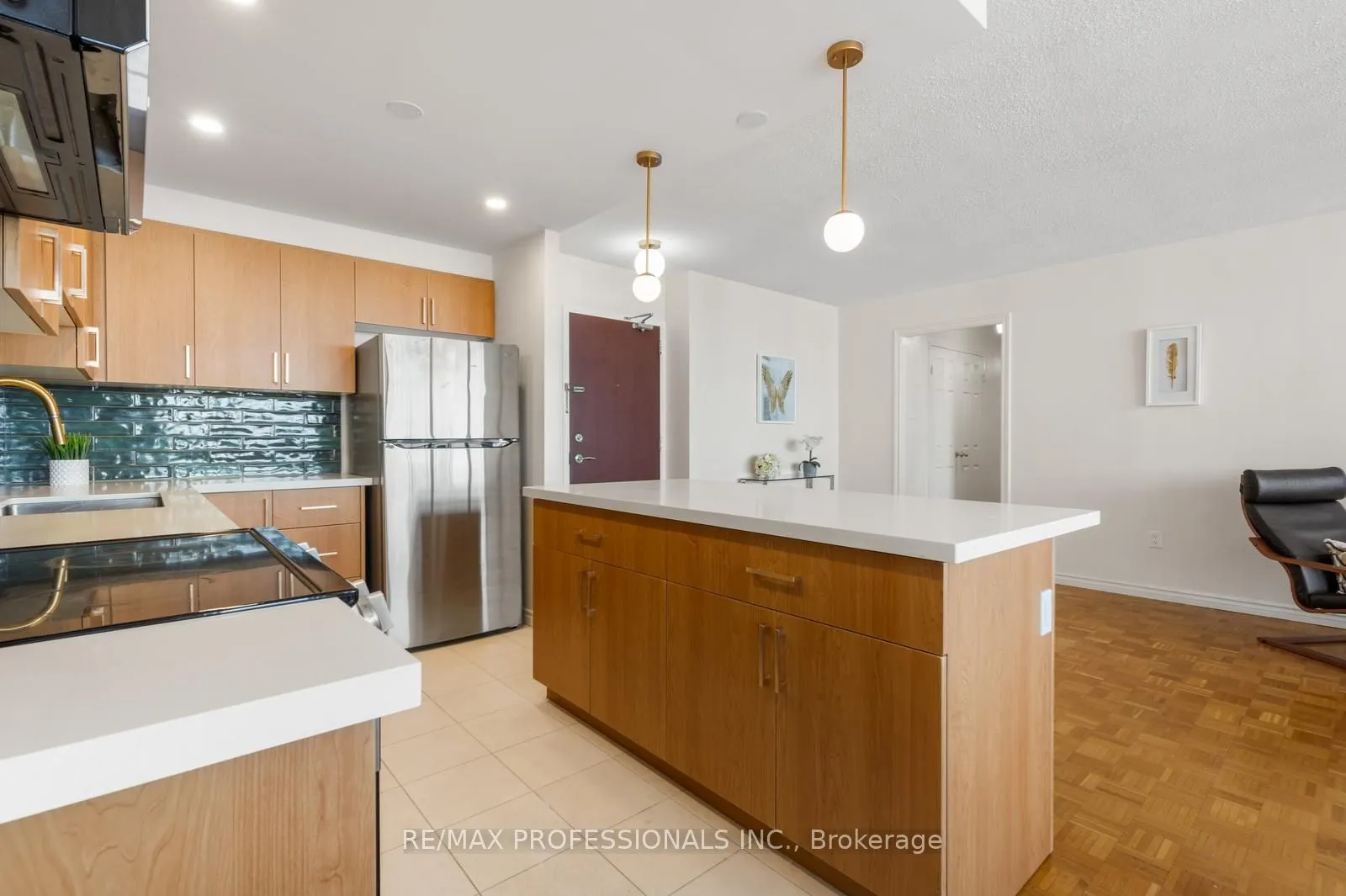 360 Ridelle Avenue, #2107