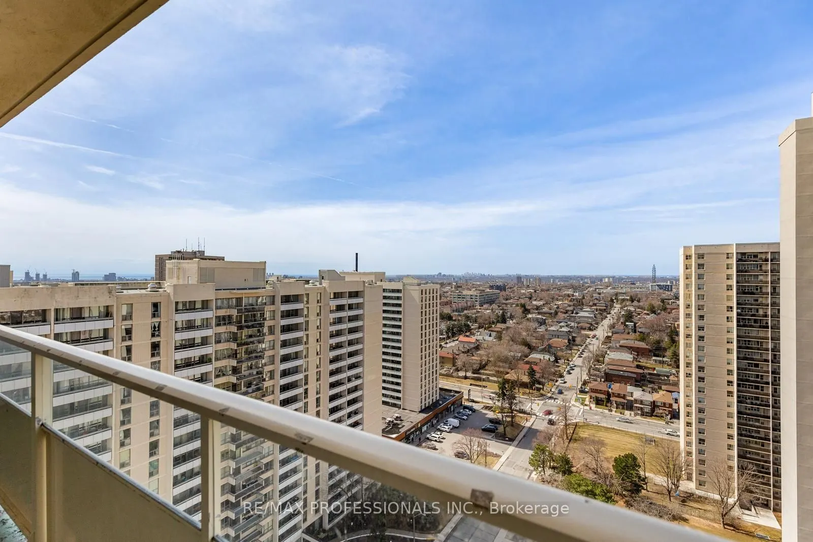 360 Ridelle Avenue, #2107