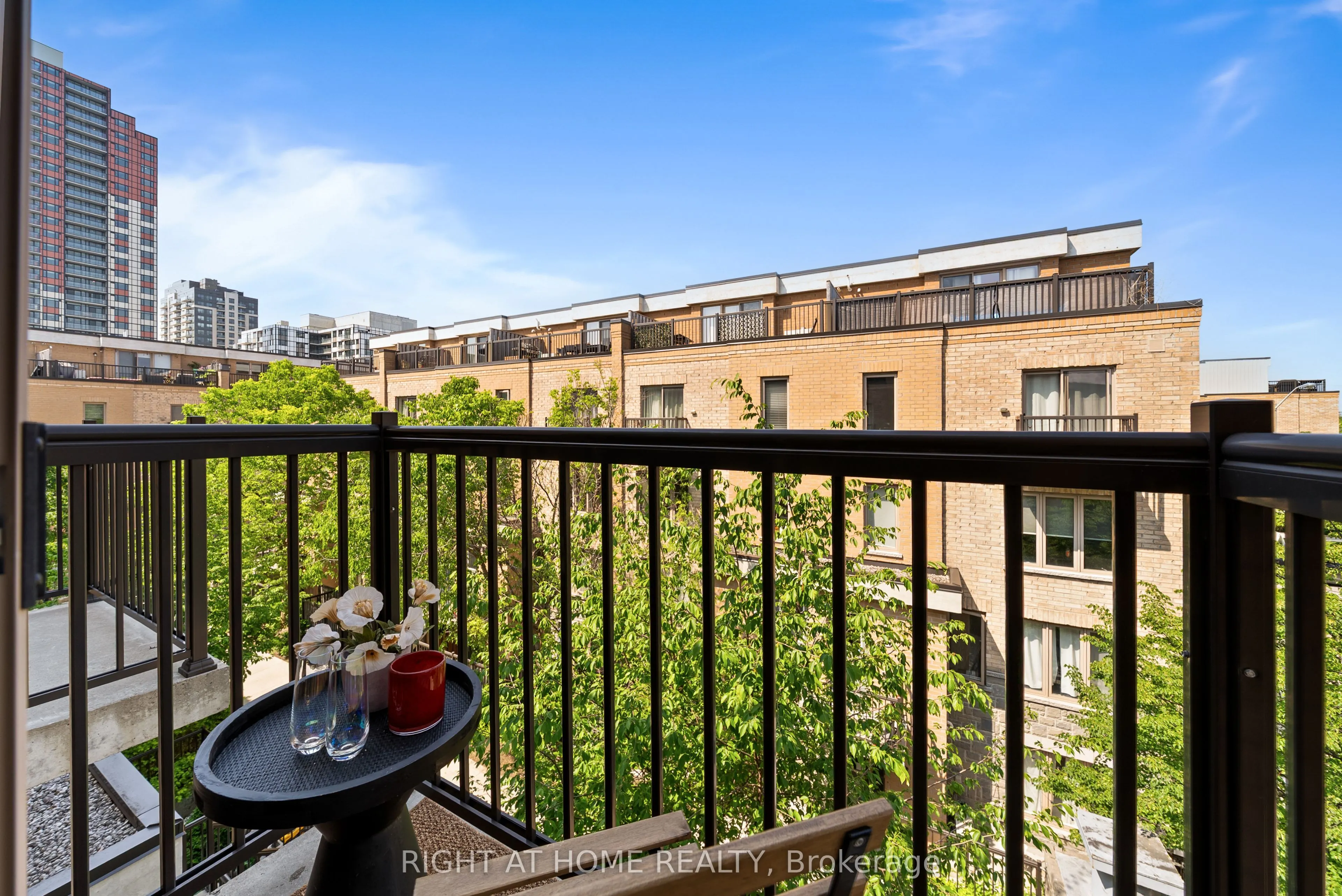 11 Foundry Avenue, #229