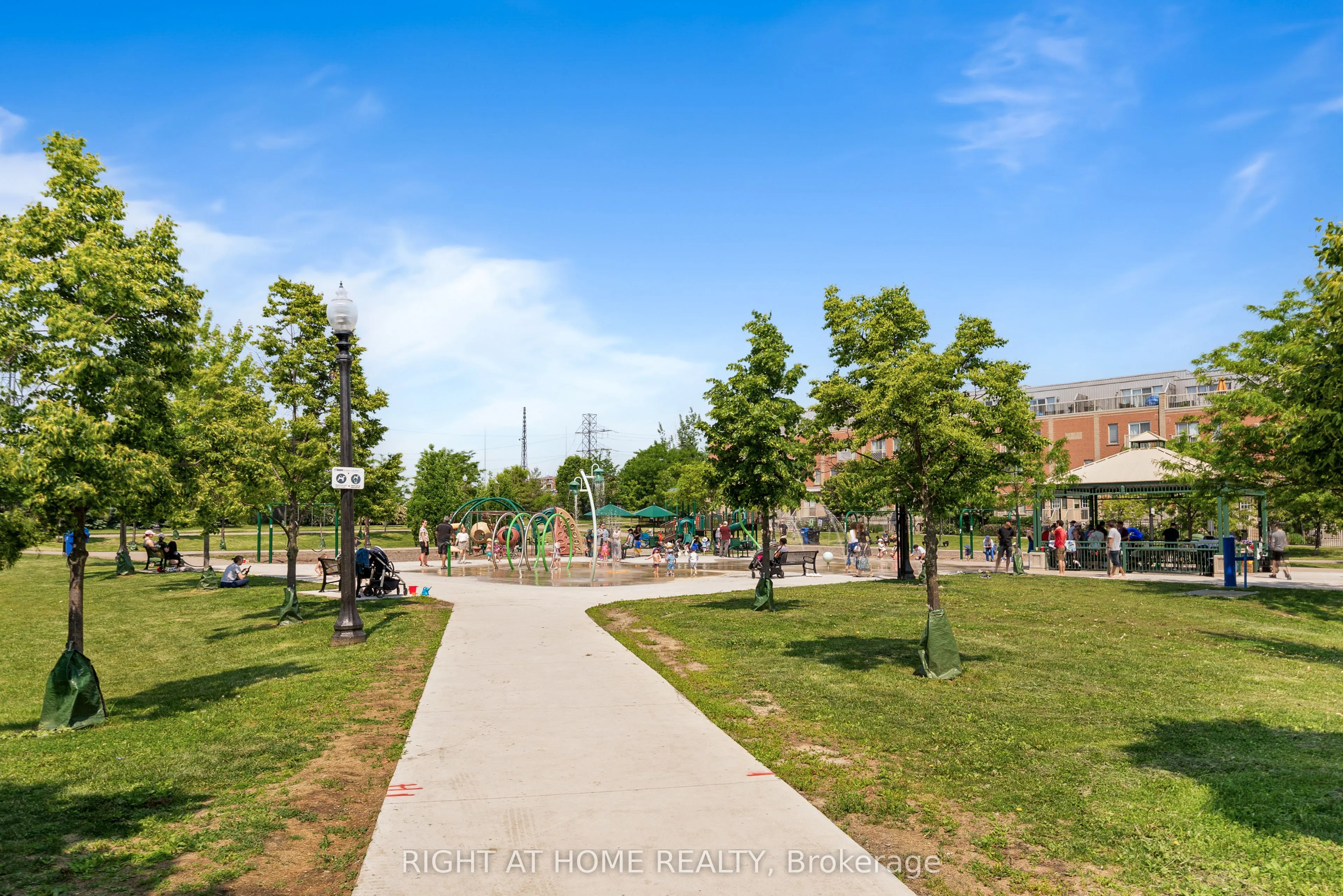 11 Foundry Avenue, #229