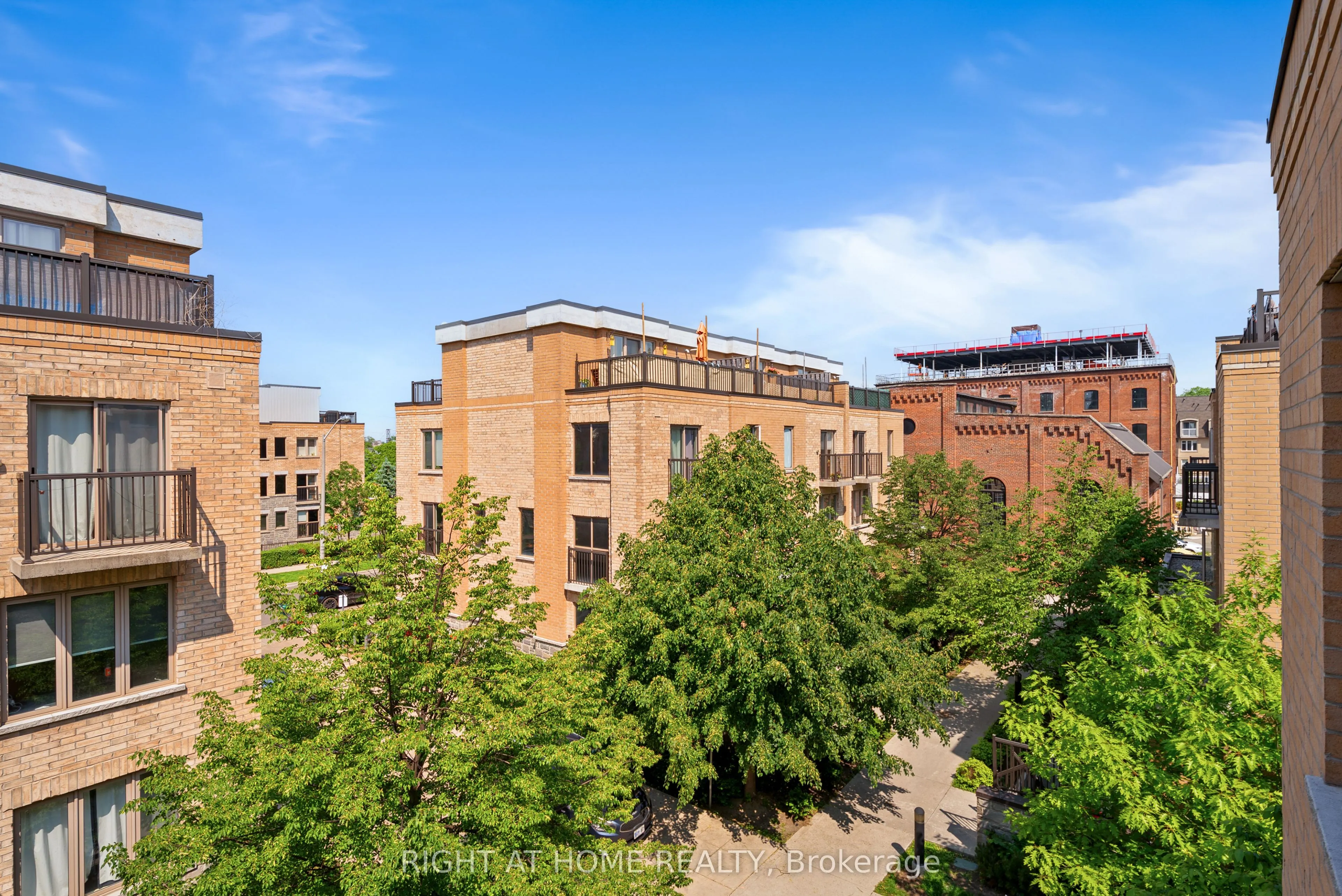 11 Foundry Avenue, #229