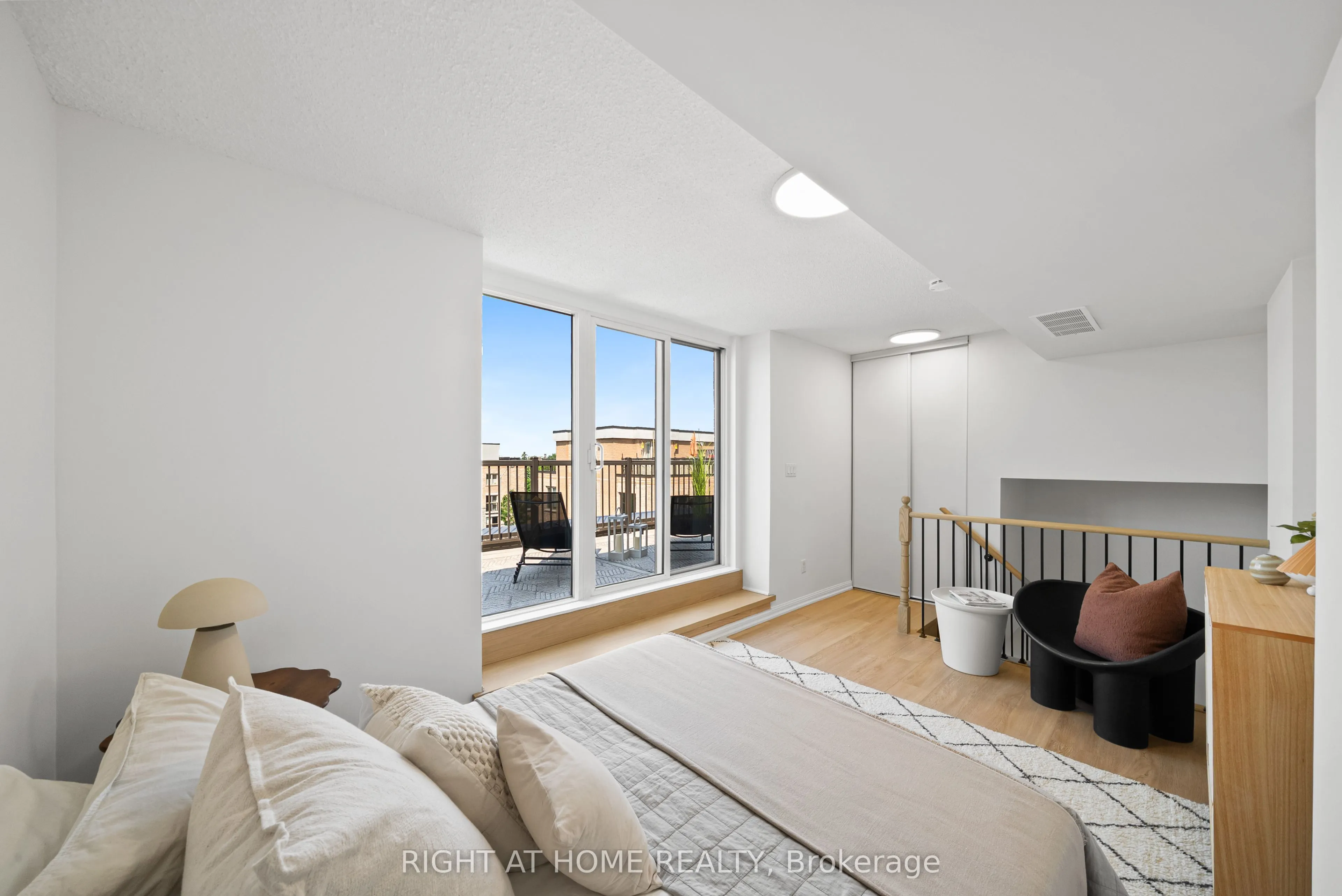 11 Foundry Avenue, #229